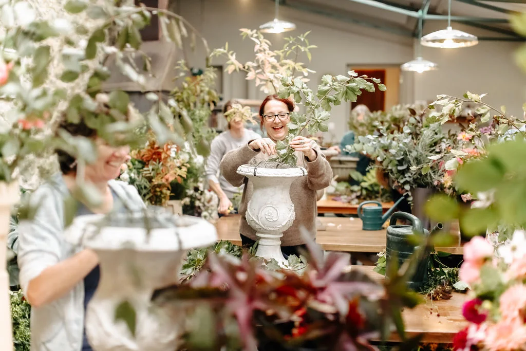 LargeUrnWorkshopwithFirenzaFlowers|Ireland|BelleandBeauFineArtPhotographyCopyright2018-48.jpg