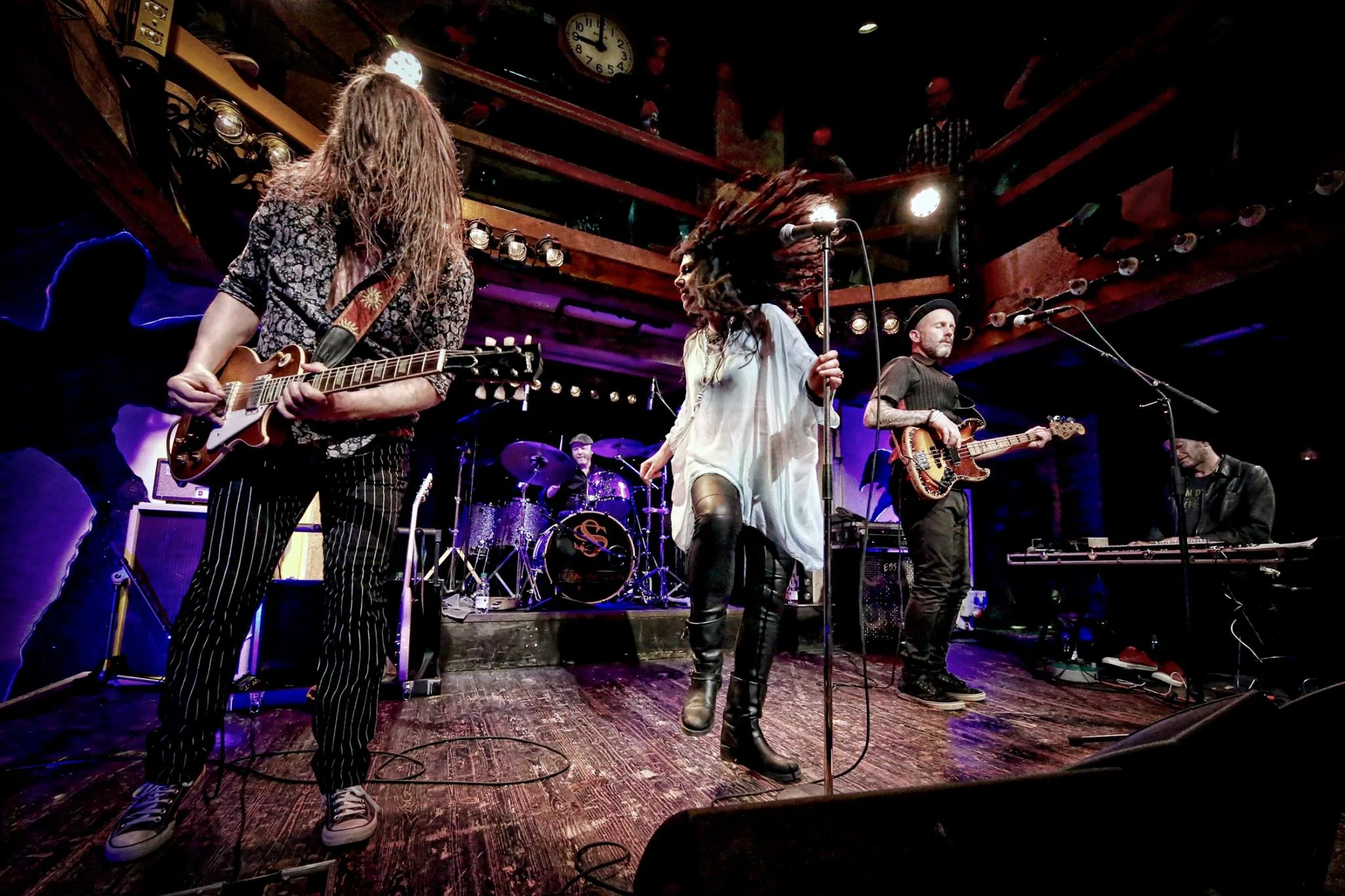 Sari Schorr by Roland Kämpfer.jpg