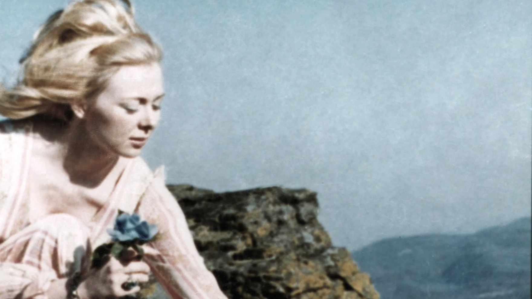 JoyceOnTheRocks (deleted a041bcf86ea0d40f314414dc5c3004e9).jpg