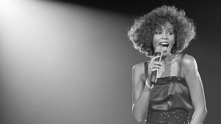 5 THINGS WE LOVE ABOUT WHITNEY