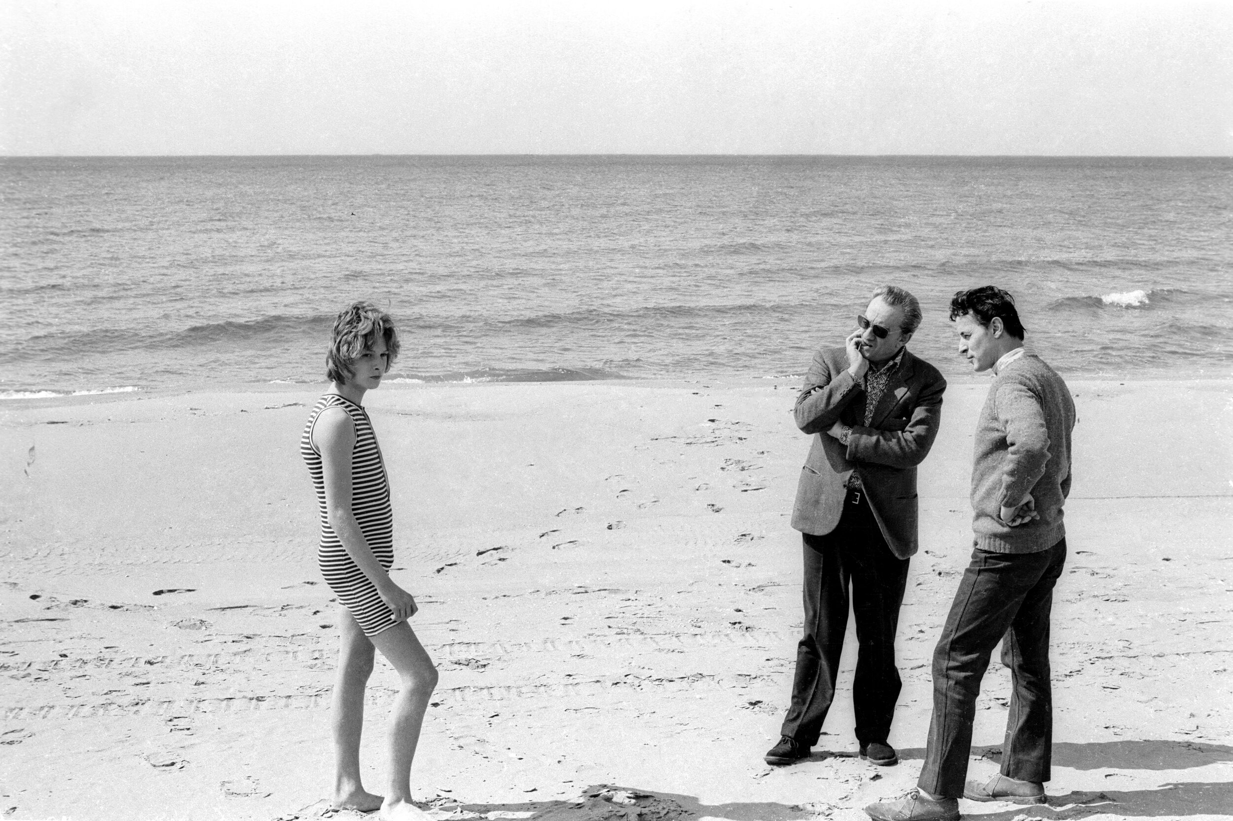 Bjorn_and_Visconti_shooting_Beach_Morte_a_Venezia_Copyright_Mario_Tursi_1970.jpg