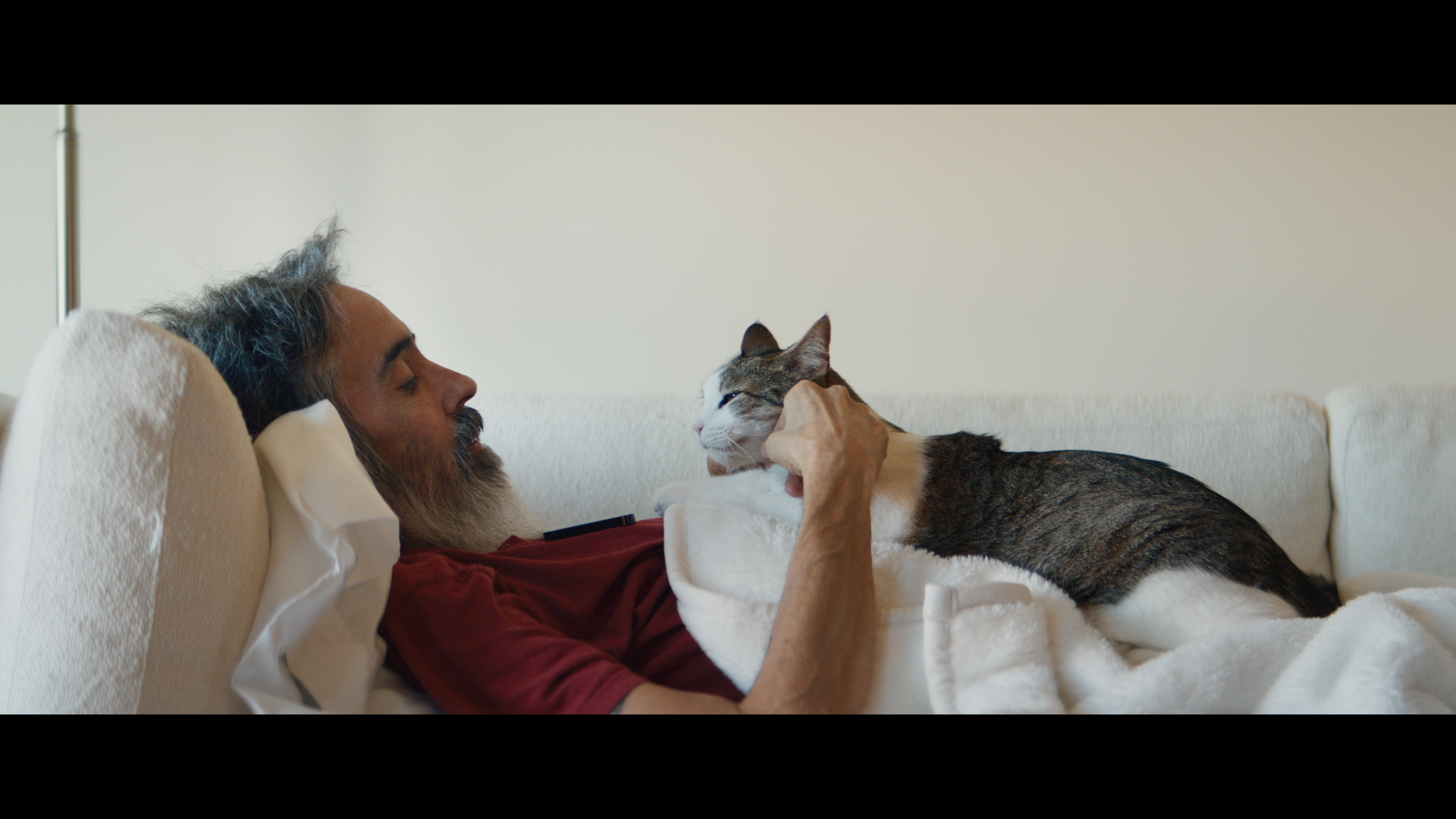 ANDRE_STILL_1920x1080_02180003_035 (1).png