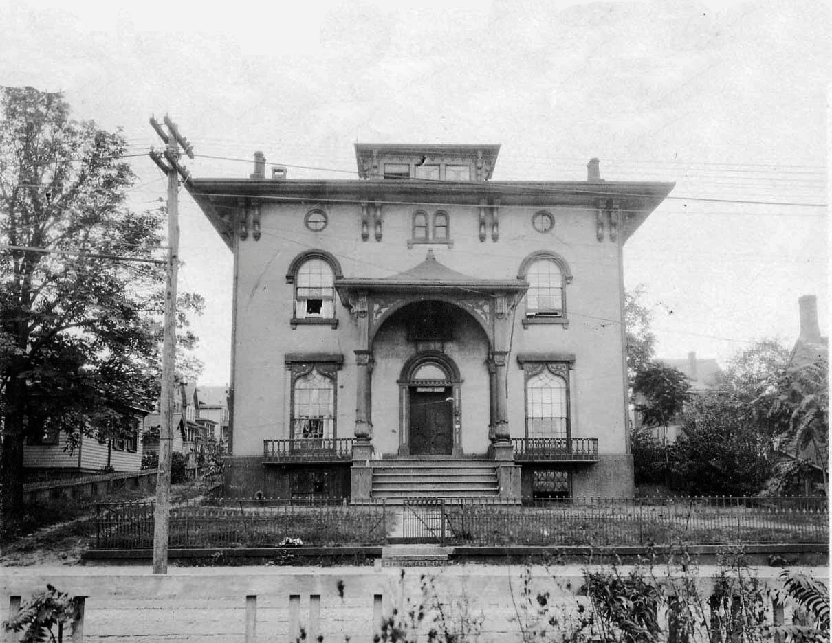 The Captain Stephen Barnes house, Mariners Harbor. PHOTO: Collection of Staten Island Museum