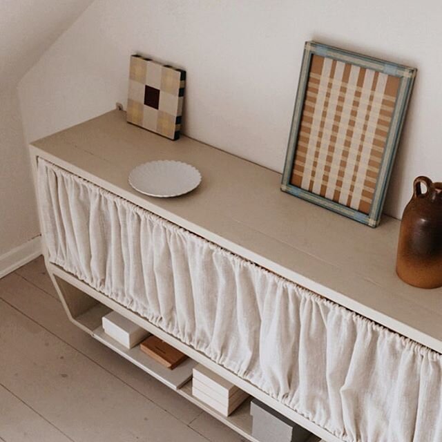 Created this curtain panel in collaboration with @anddrape to transform a old kitchen cabinet...Perfect for hiding away things you don&rsquo;t want to see! Love how it gave this old cabinet a new life 🙌🏻 ~ Beautiful handmade art pieces by @evelina.