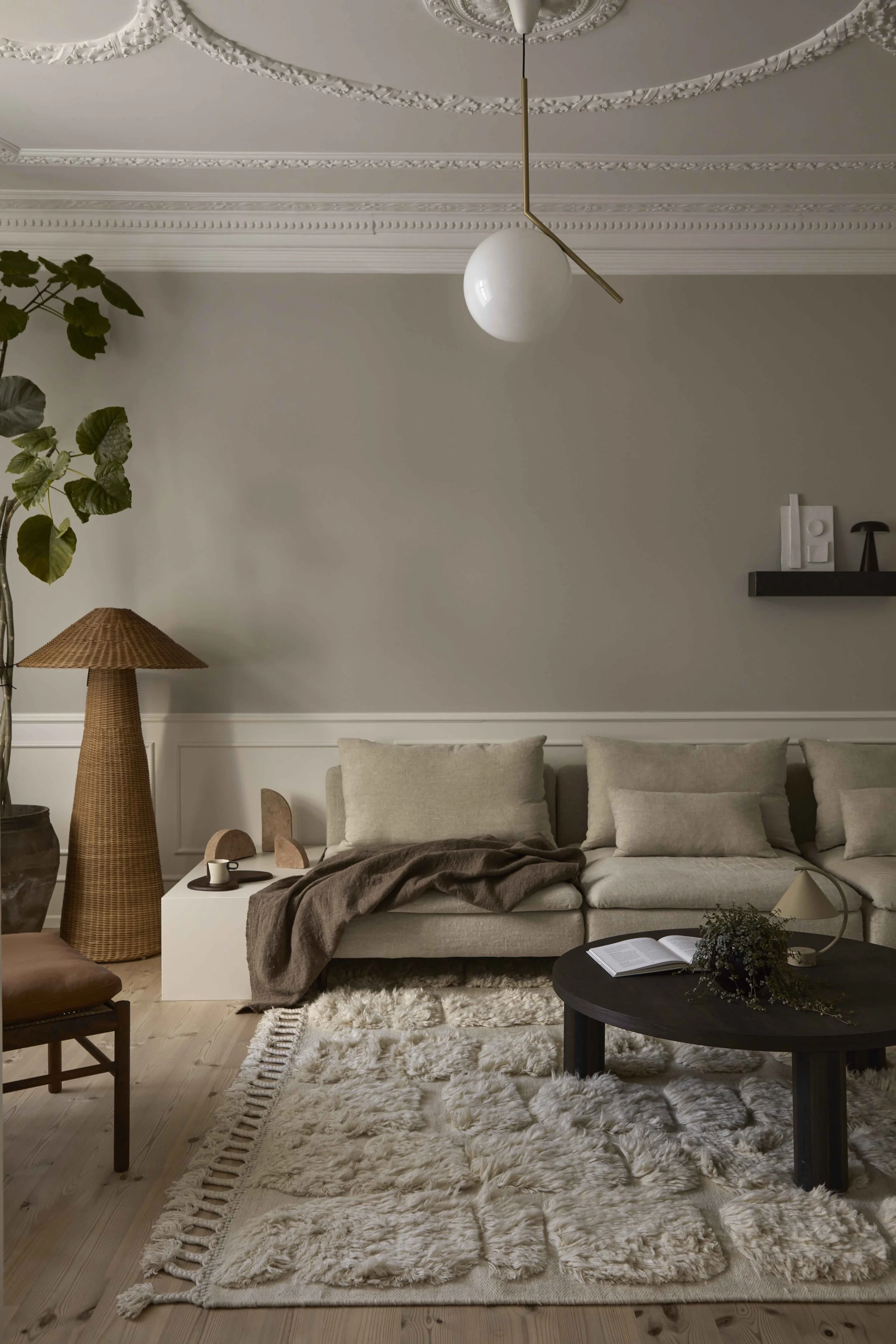 Front Cover + Image 1 in slide show  .jpg