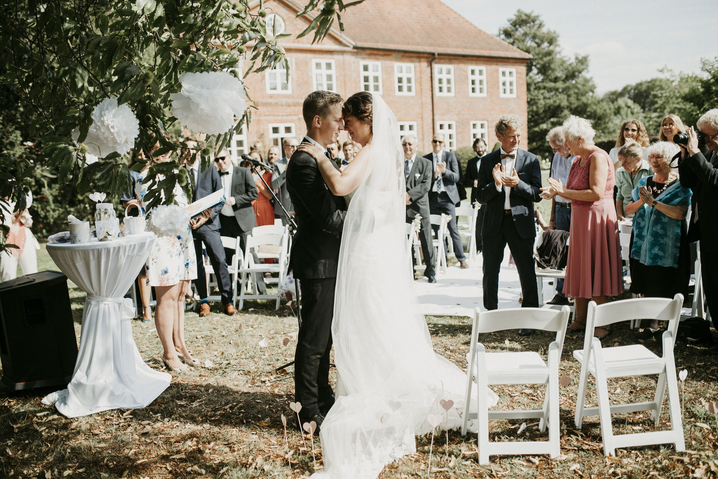 hochzeit_herrenhaus_gut_borghorst_schleswig_holstein_hochzeitsfotograf_kiel_038.jpg