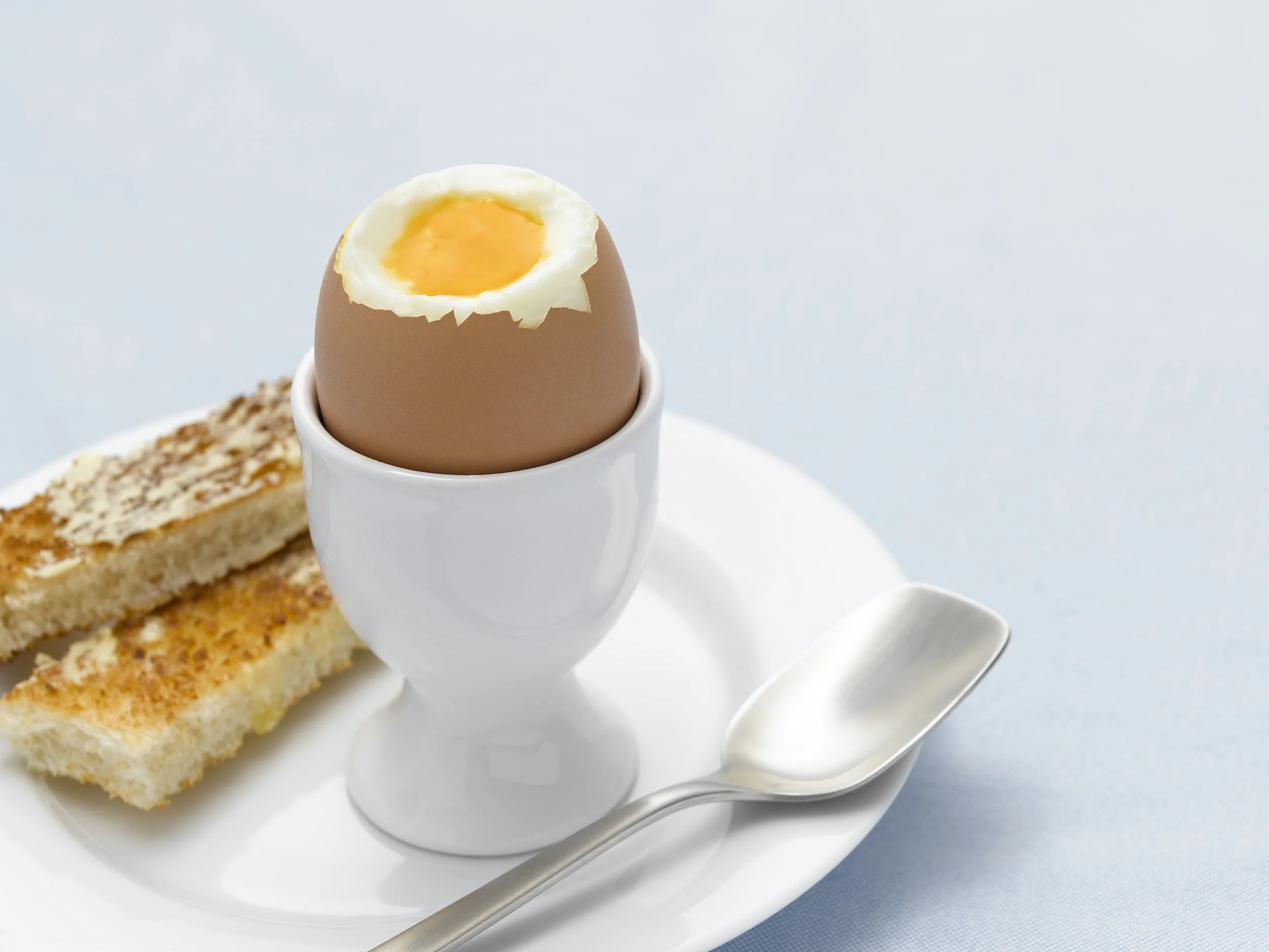 blue.egg2.jpg