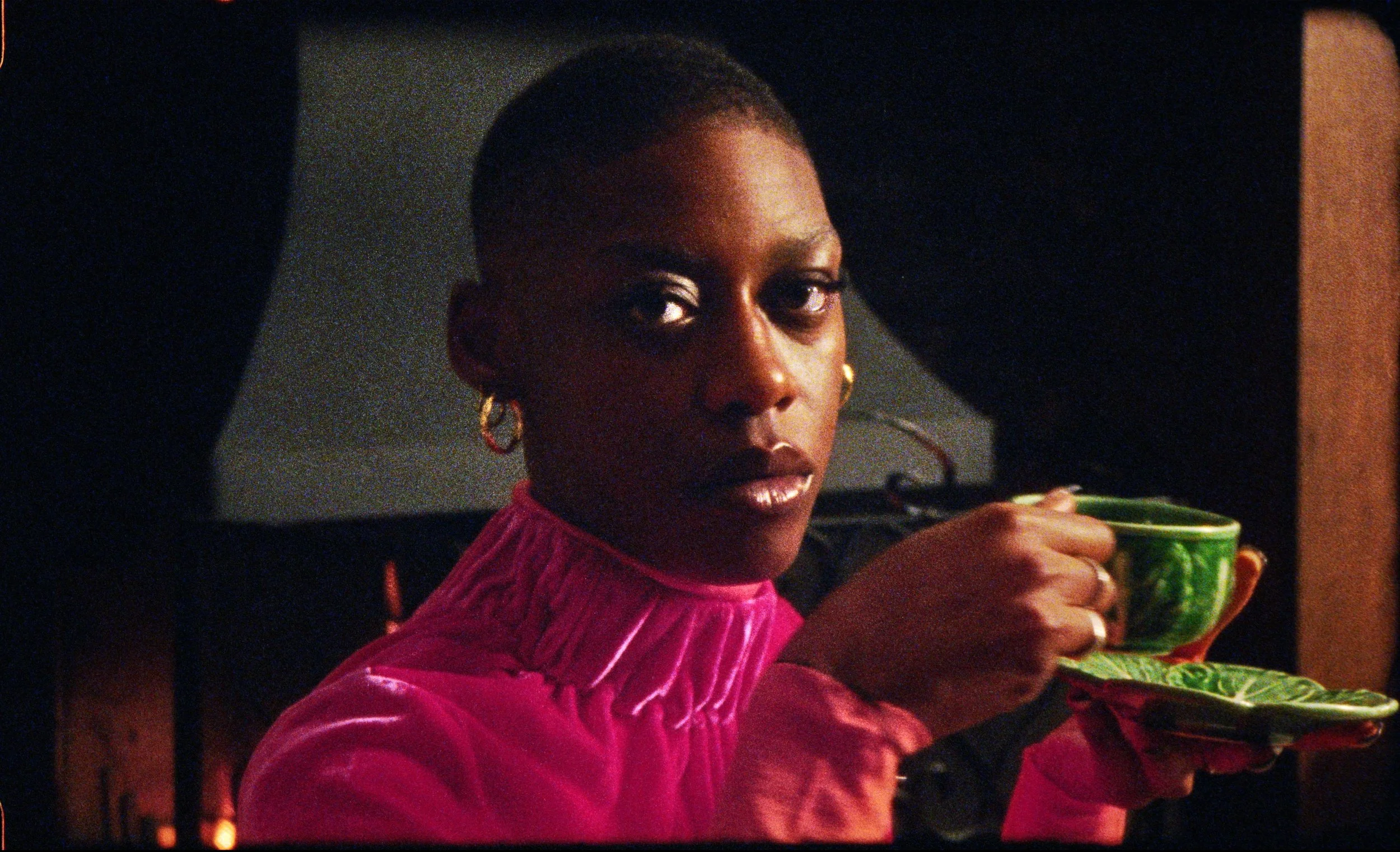 Robert film.00_01_19_08.Still011.jpeg