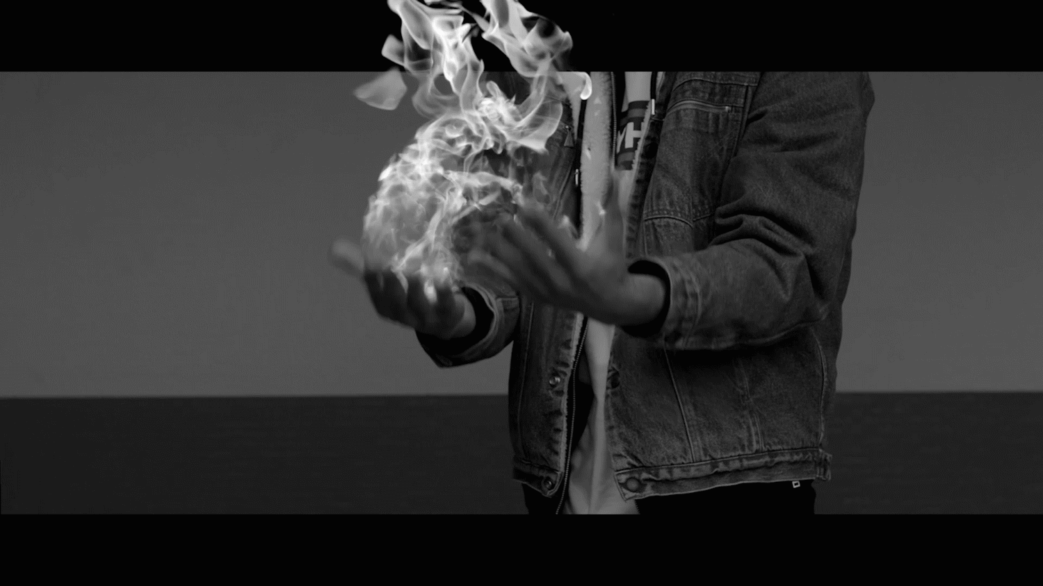 Haute Feat. Billy Read - Unsilenced