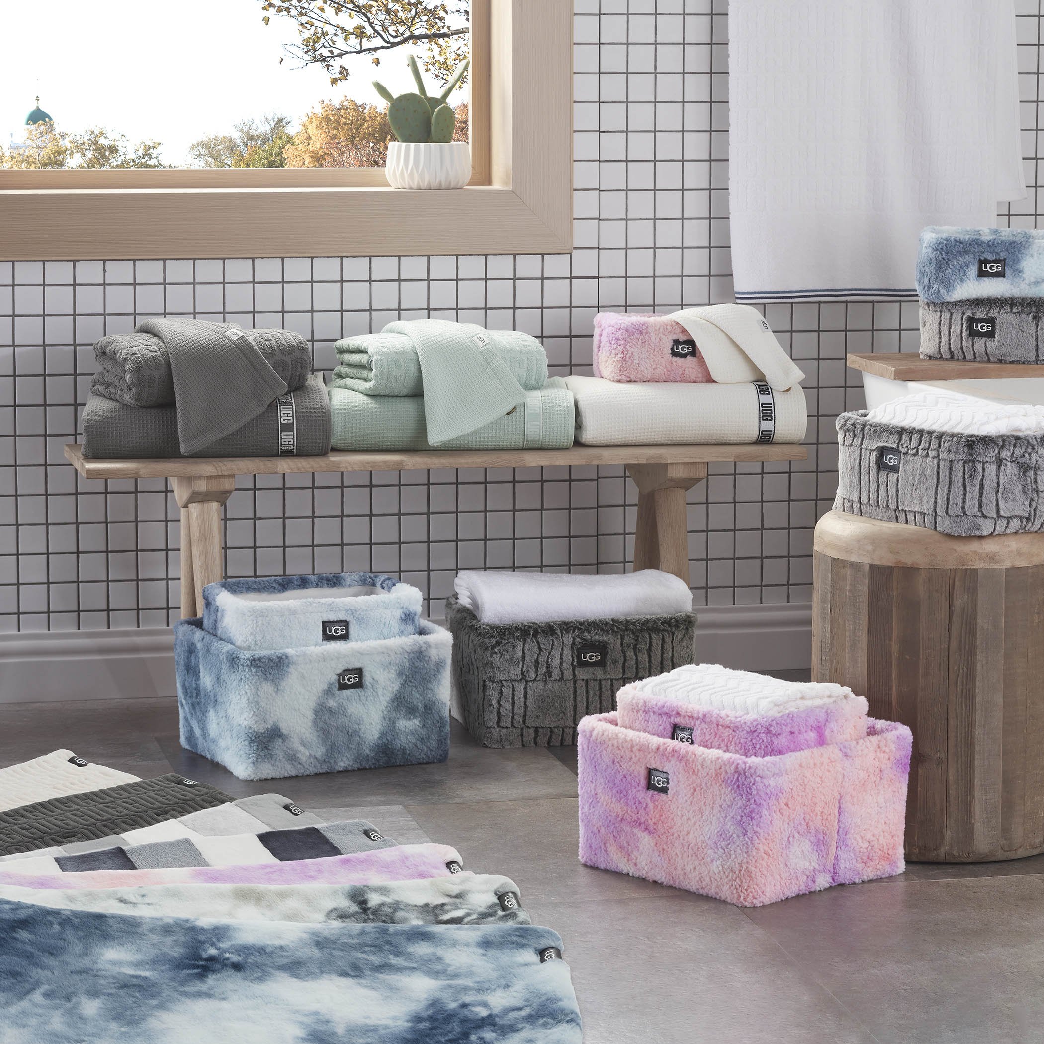 UGG_BBB_BTC 22_BATH COLLECTION_MULTI_BATH_Web Collection Shot 2_RGB.jpg