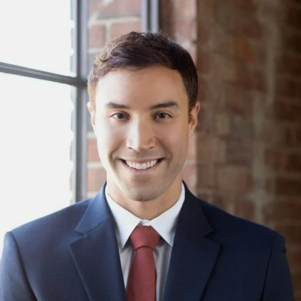 Headshot of Davìd Lluberes