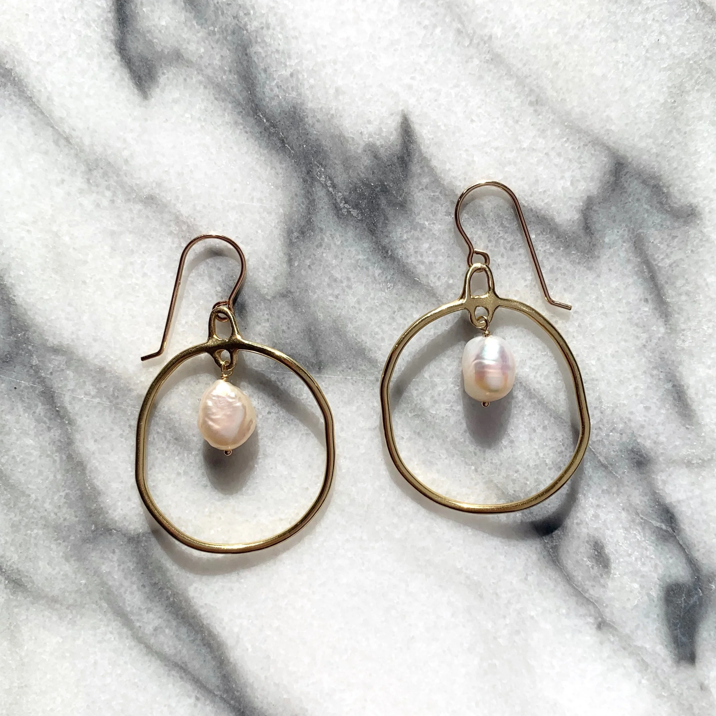 Calypso earrings by goldeluxe