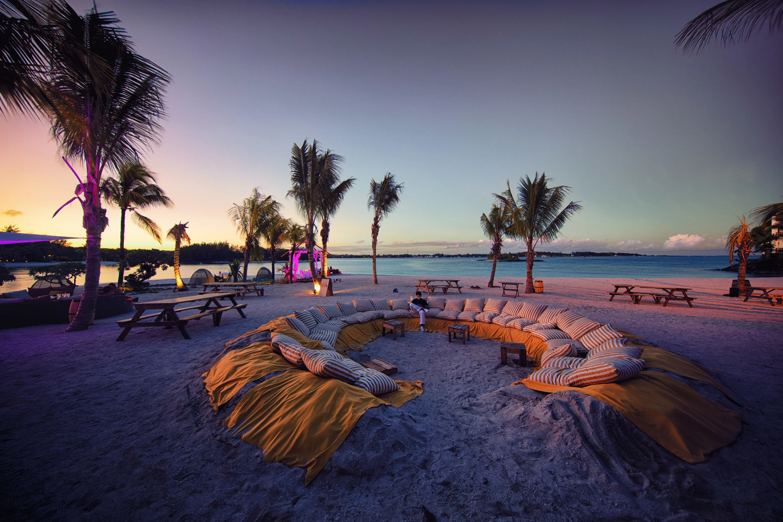 24. Sunset At Repbulic Bar - Shangri-La Mauritius.jpg