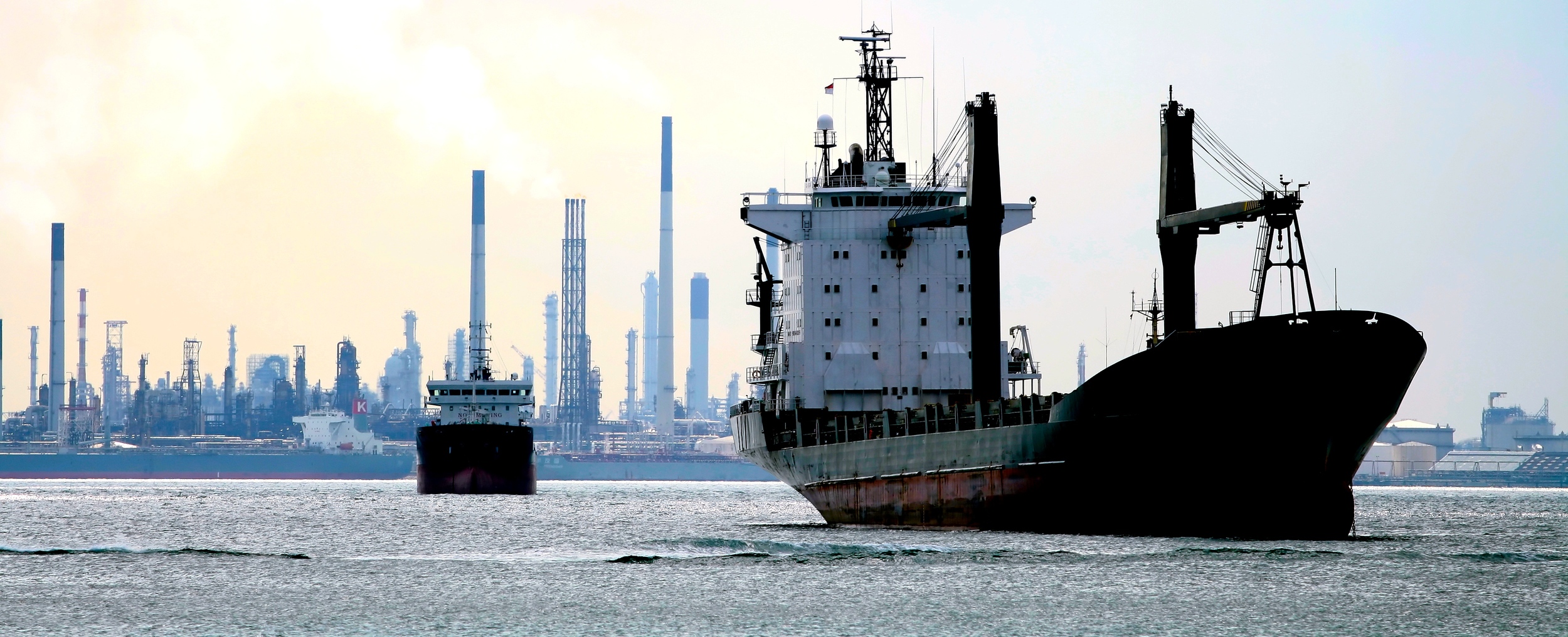 Cargo ship.jpg