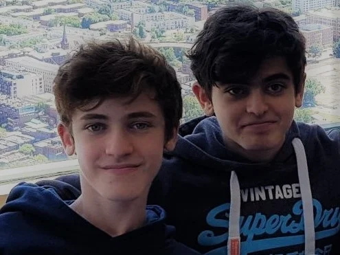 2018-04-25 Leo and Noah Shofar Photo.jpg