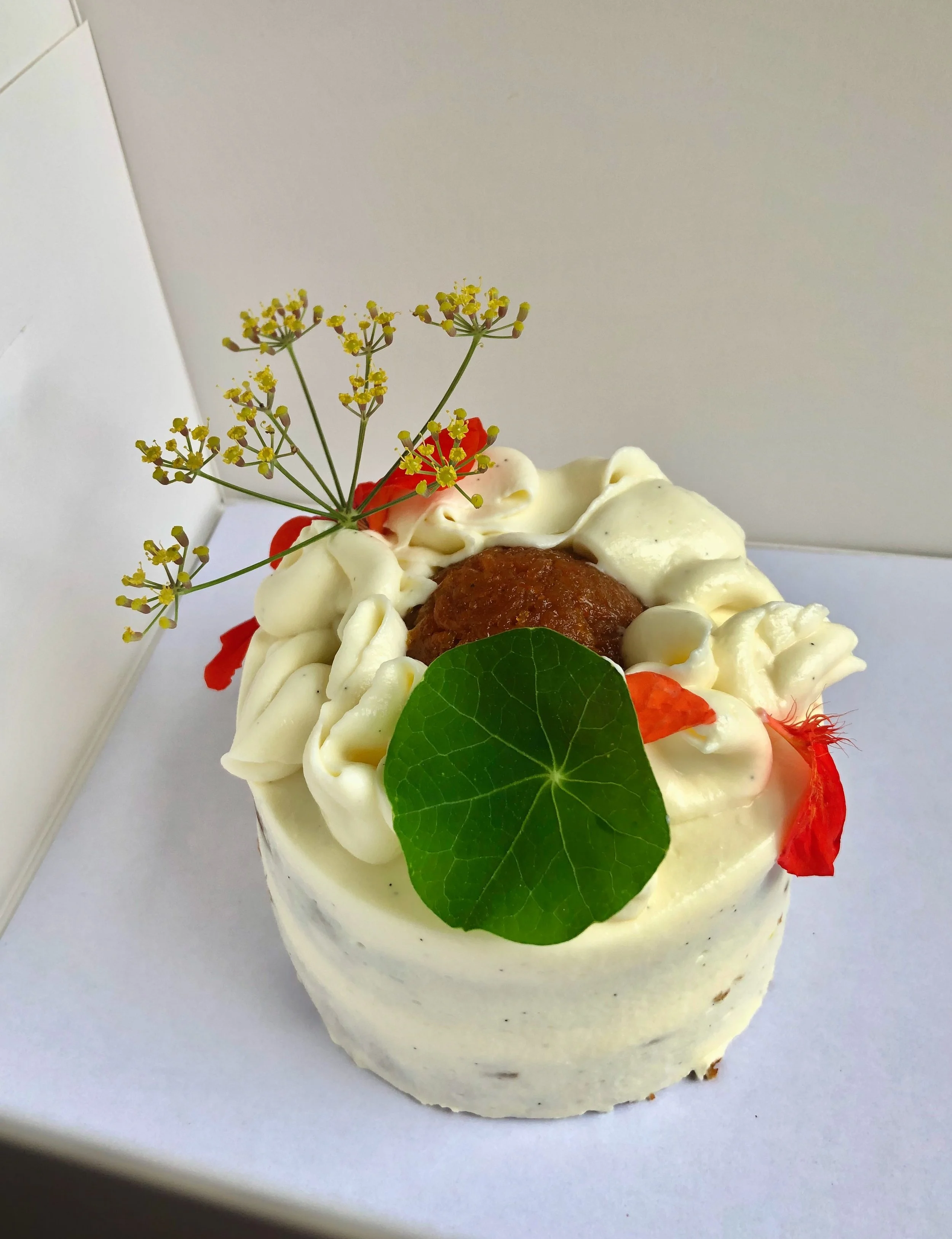Ruffle Carrot Cake 