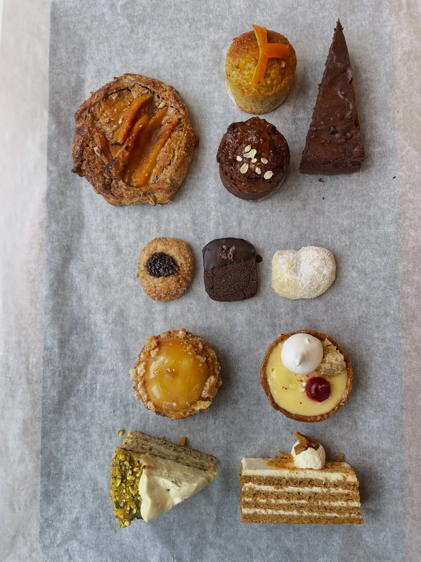 One of each. 

#oneofeach #shutishuti #patisserie #yorkfood #cornershop #girlboss