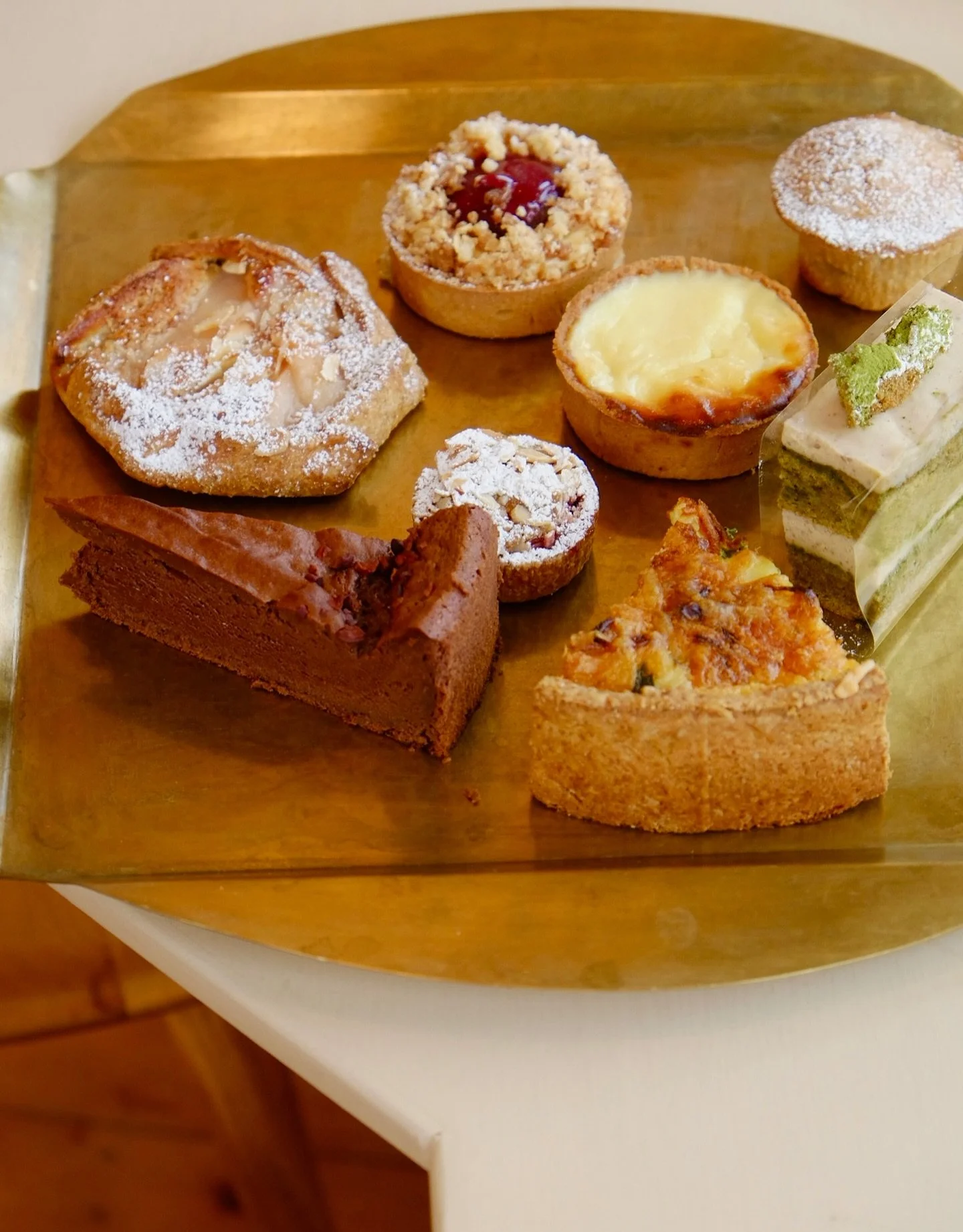 Pop by Thursday-Saturday, 10-4, for freshly baked seasonal treats, tea, and coffee! Our final day this year is Saturday, 20 Dec 🌲
 #shutishutipatisserie #york #coffeeshopsyork #patisserie #seasonalbaking