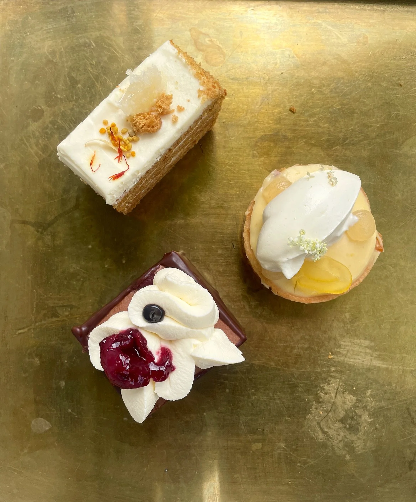 Three of many. This week we have&hellip;

Lemon- Elderflower Tart
Honey Cake
Black Forest

📍 tiny quiet spot by the city walls of York.
 ☕️ patisserie / tea / coffee 
🍰 sit in or take out

#yorkwallswalk #yorkwalls #cakes #patisserie #shutishuti