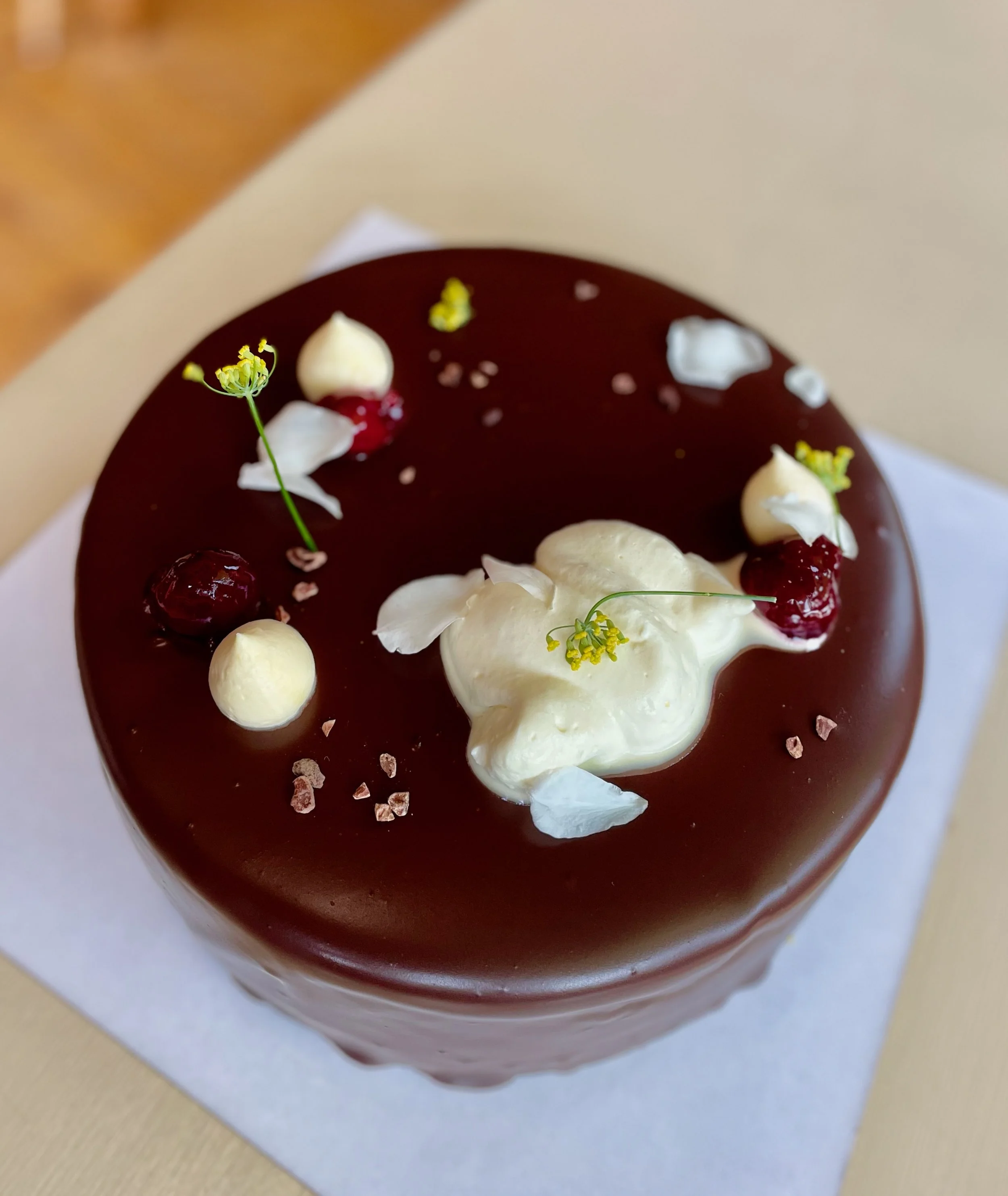 Chocolate Mousse Cake & Ganache Glaze 