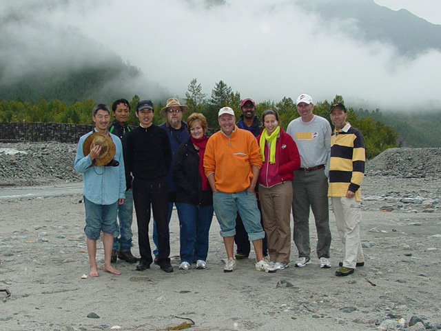 Group picture after night spent on bus because of landslide