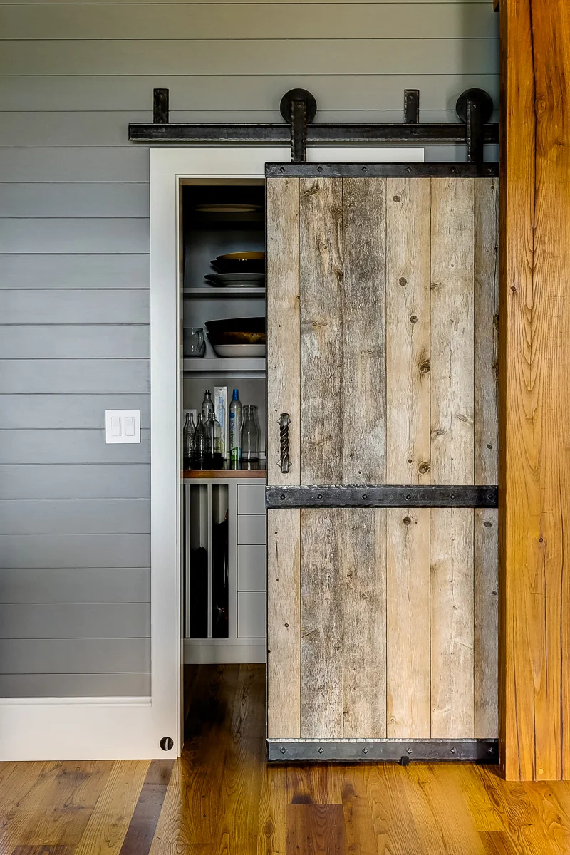 Beach Kit Barn Door (2).jpg