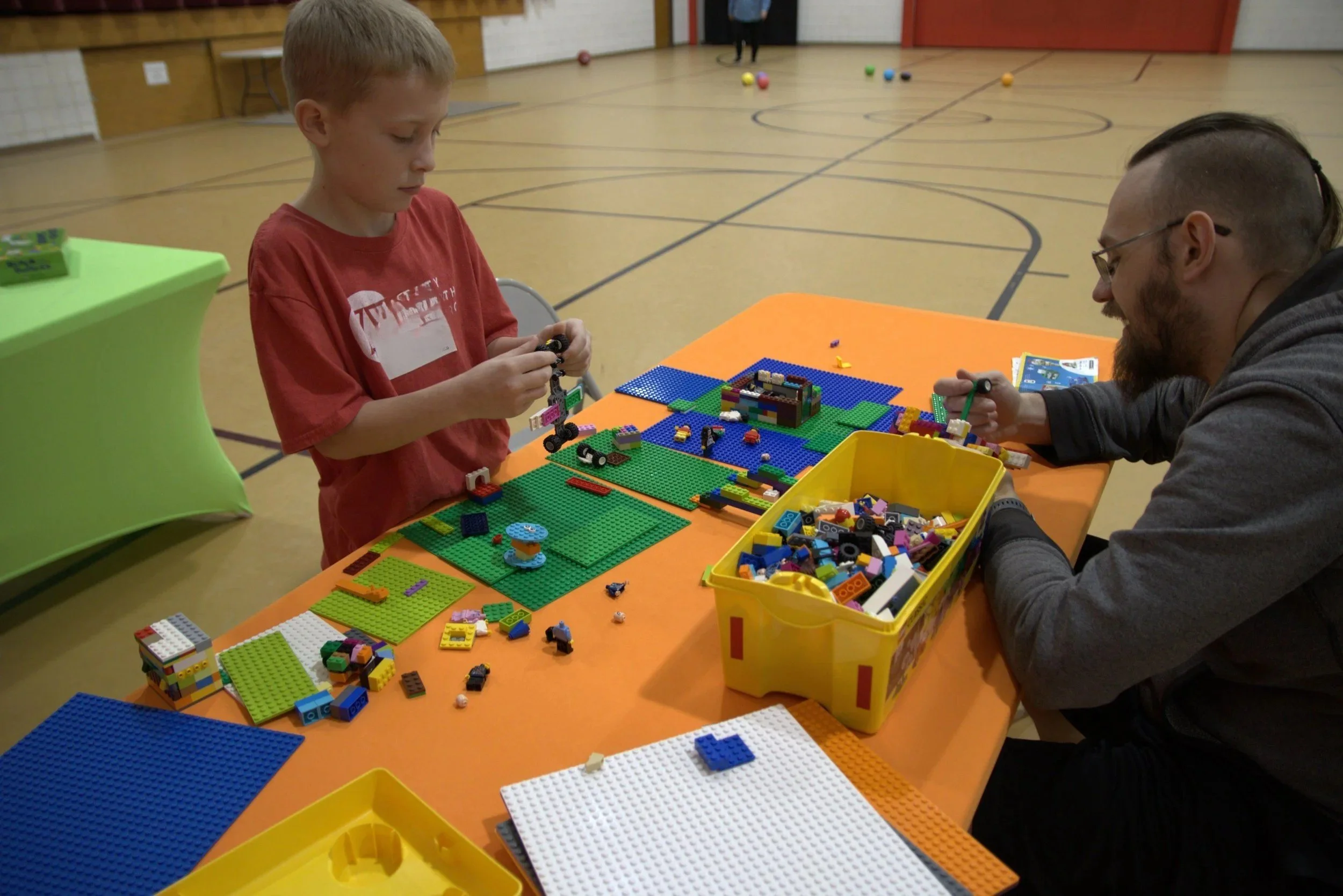 Mason.Kyle+legos.jpg