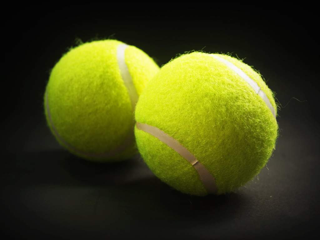 Tennis_Balls_1024x1024.jpeg