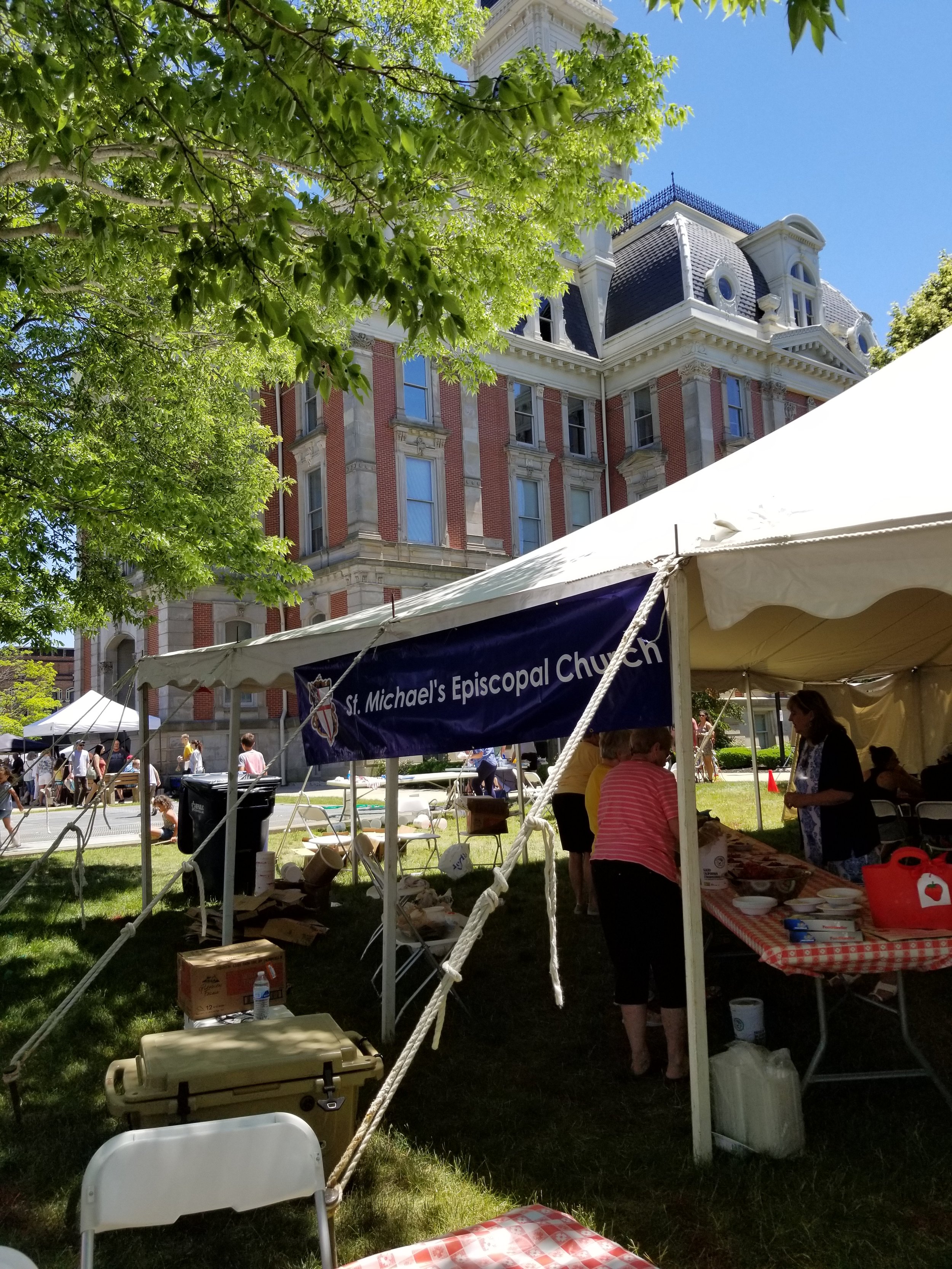 Strawberry Fest 2022 with courthouse and church banner.jpg