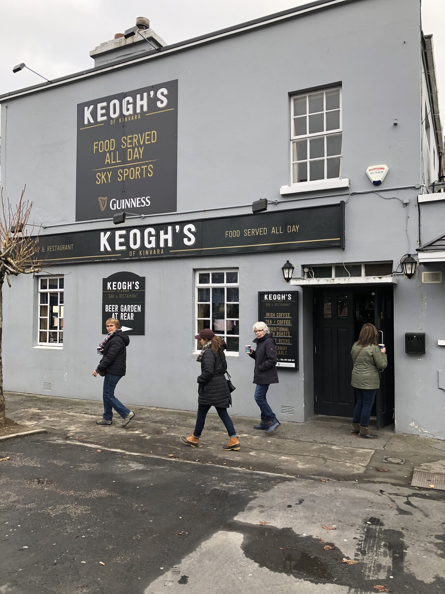 Keogh’s was the cutest place to stop for Irish Coffee’s and scones!
