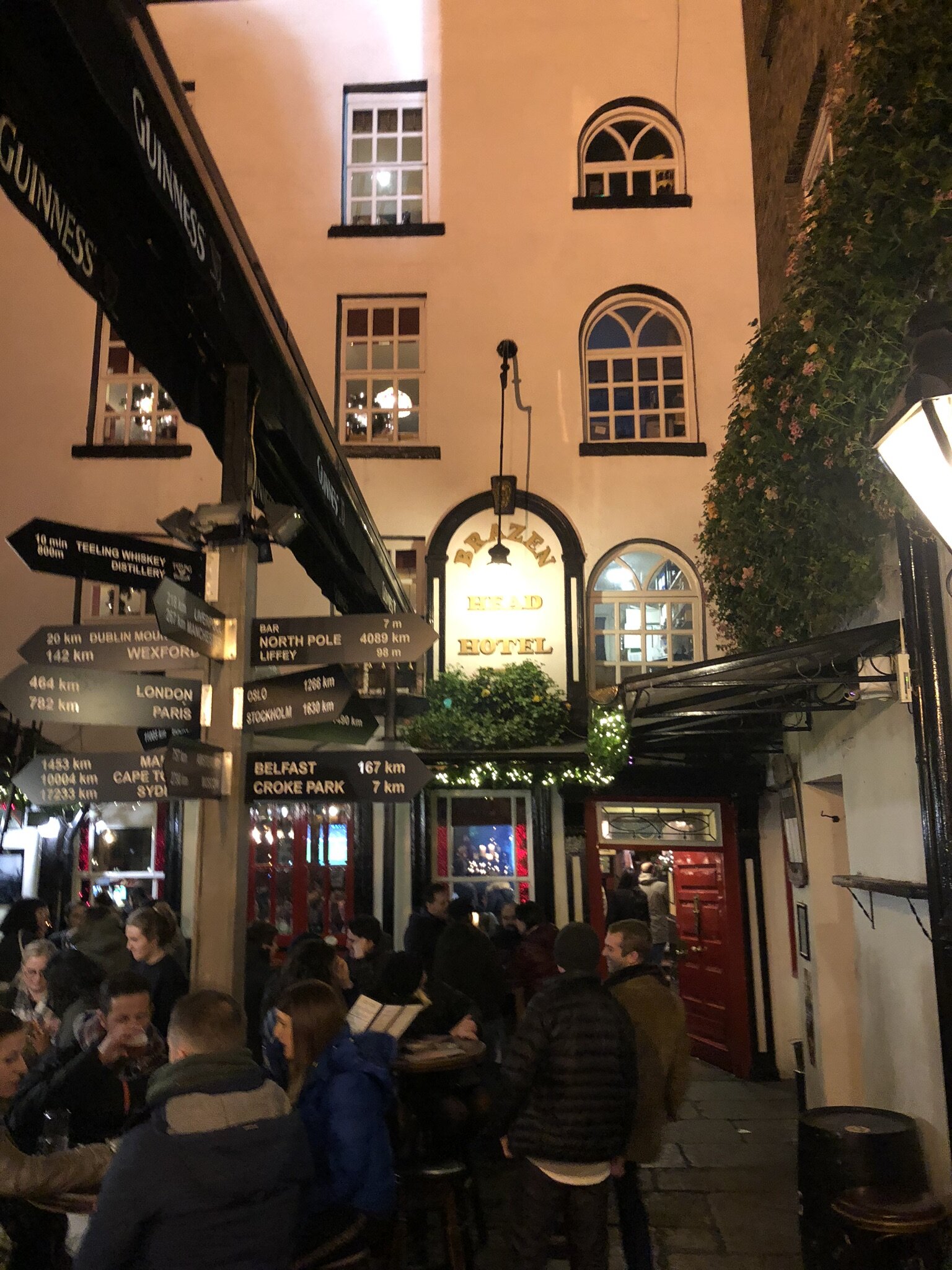 Dinner at Brazen Head in Dublin.