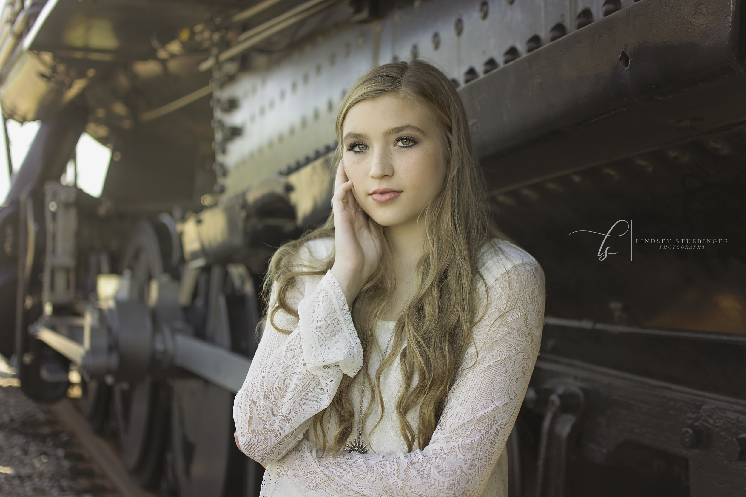 Model: Mikaila