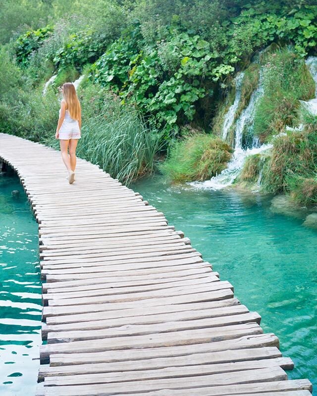 Last photos from Plitvice Lakes, swipe to see some of my favorites! I loved our visit to Croatia, it really is such a beautiful country. I also loved how easy it was to get there with airports spread across five different cities, as well as, ferry se