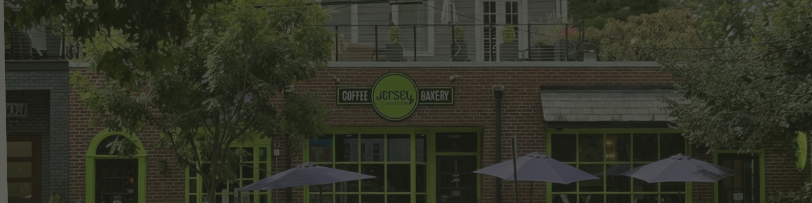 Black and White Minimalist Personal Profile LinkedIn Banner.png