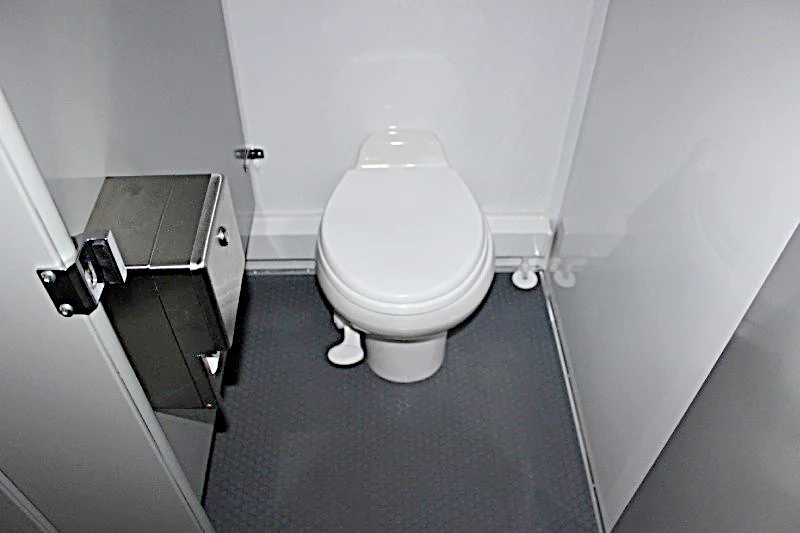 RA_800.jpg