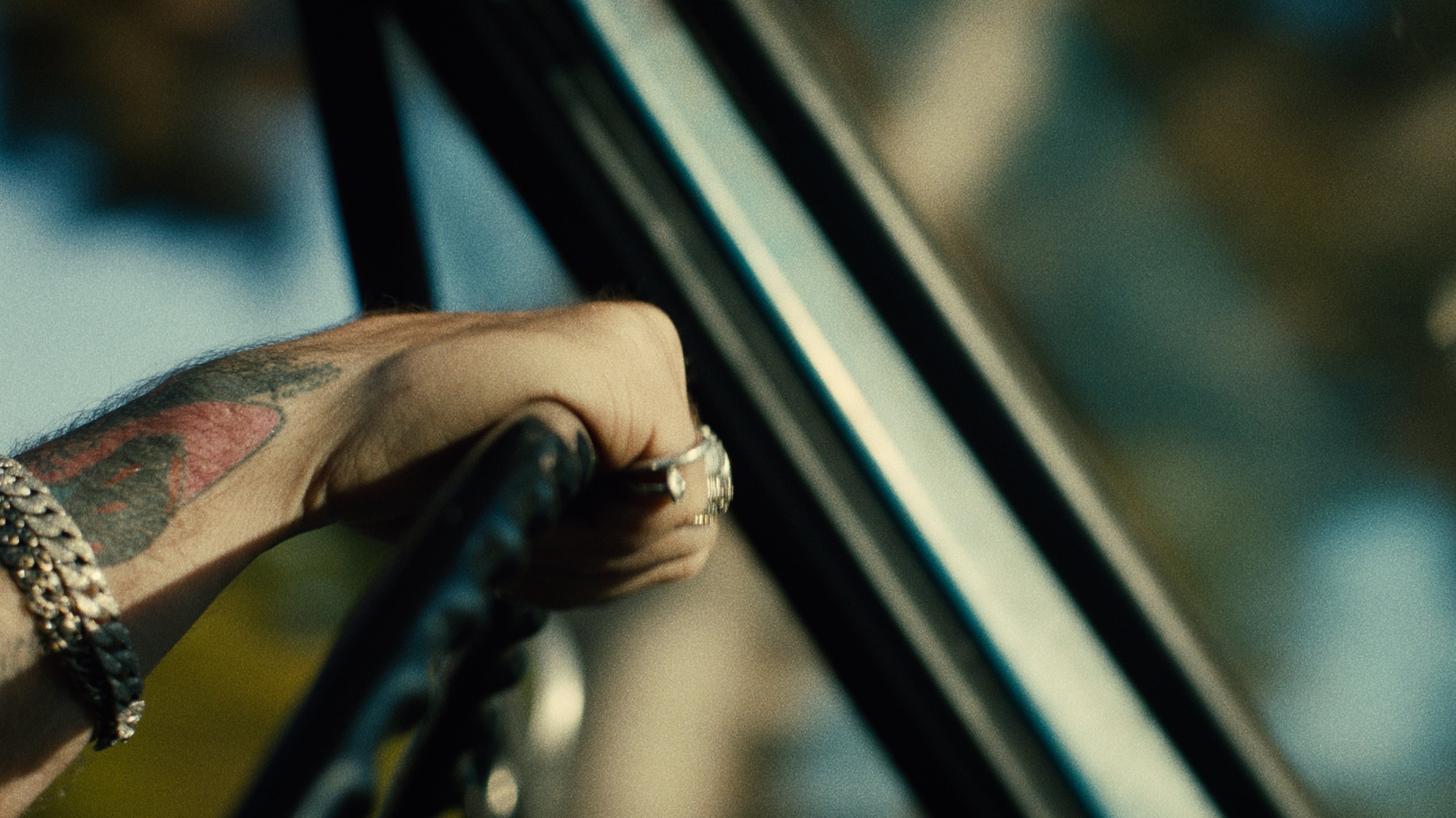 HonestAV x Modsun – I'd_Rather_Overdose_H265.00_00_14_03.Still001.jpg
