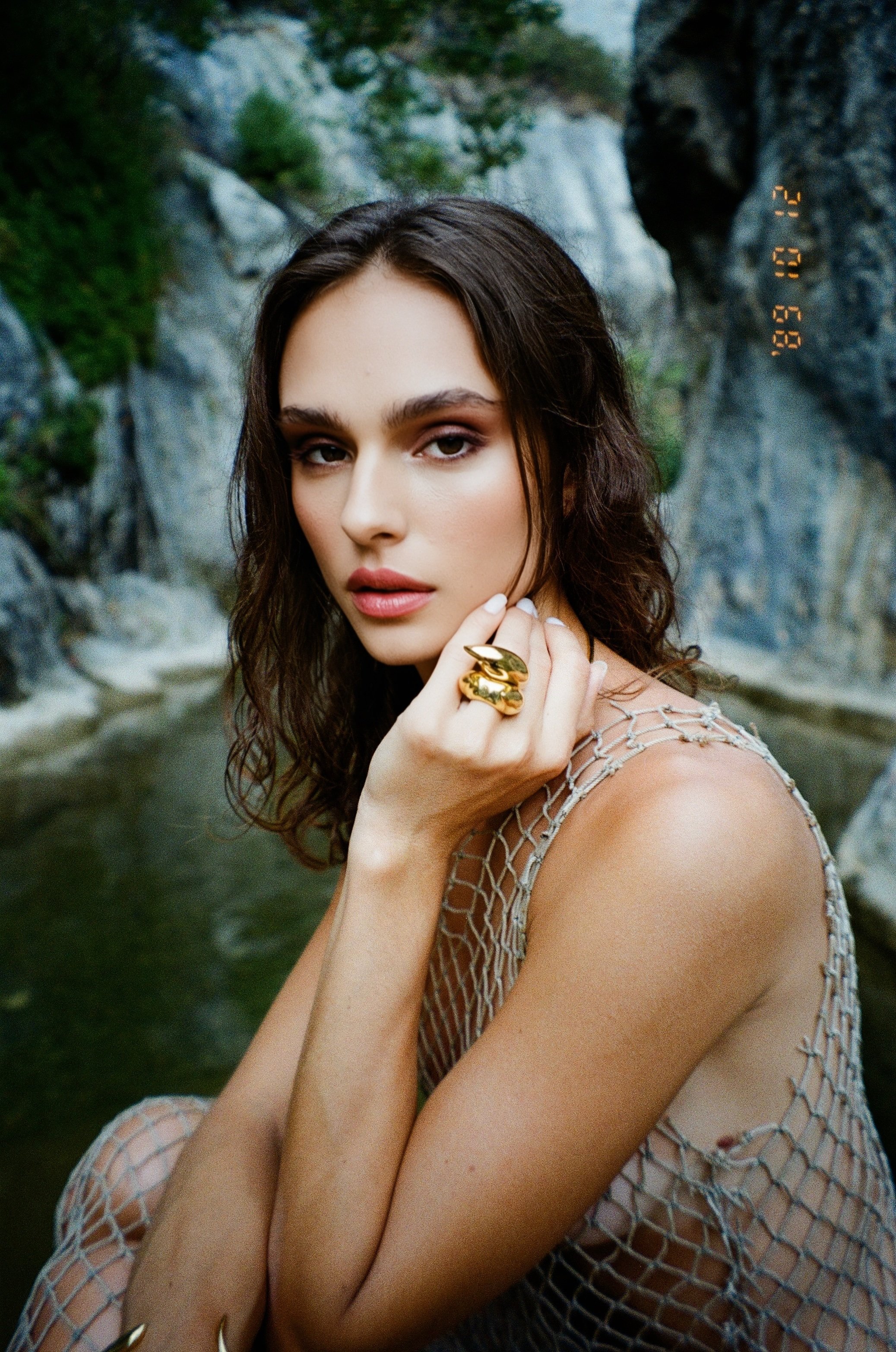 Facetune_01-11-2025-13-13-50 (1).jpg