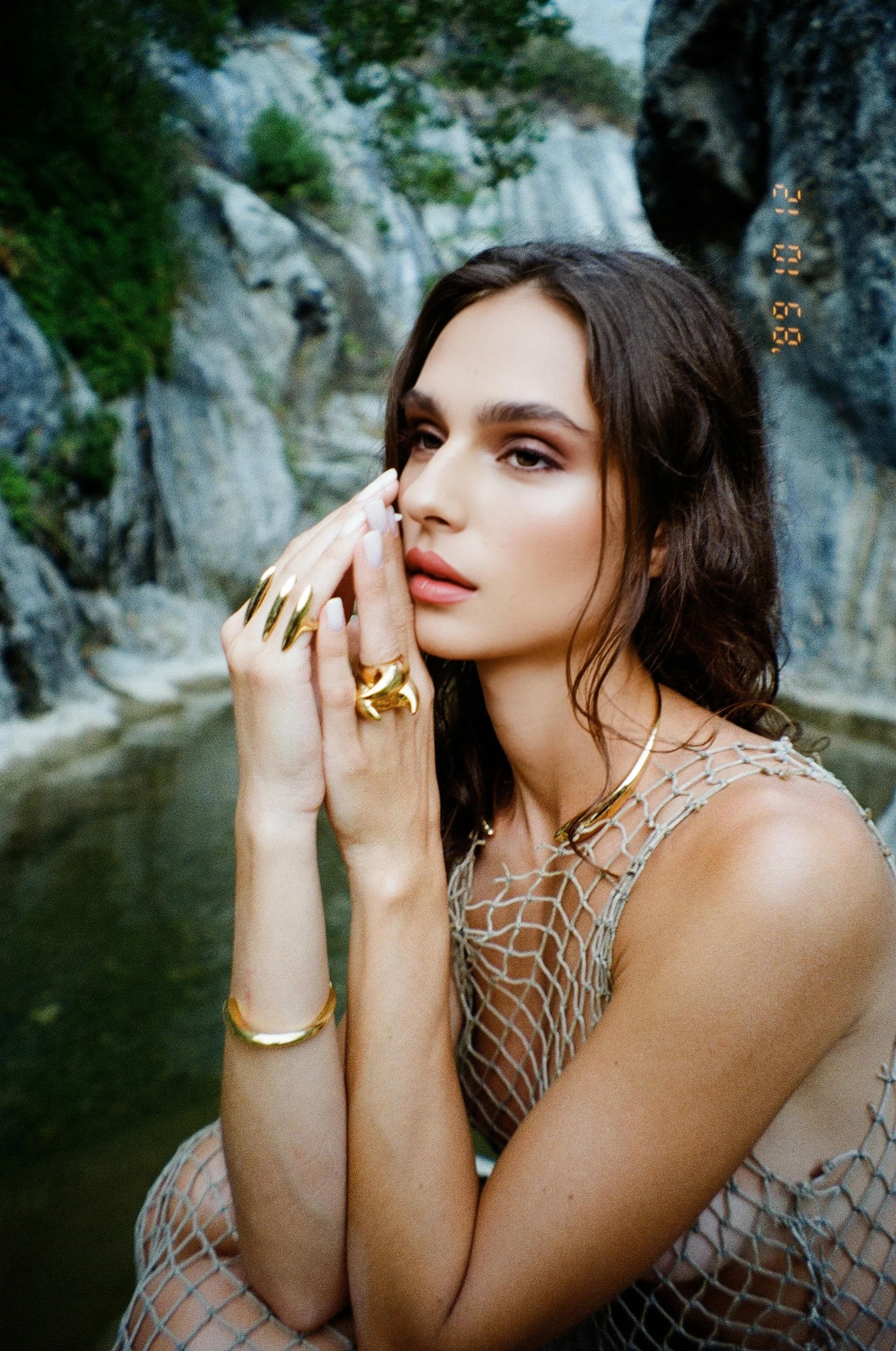 Facetune_01-11-2025-13-14-55 (1).jpg