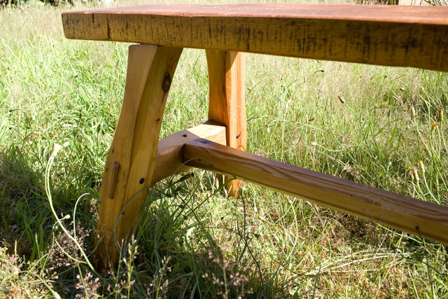 bench:stretcher detail.jpeg