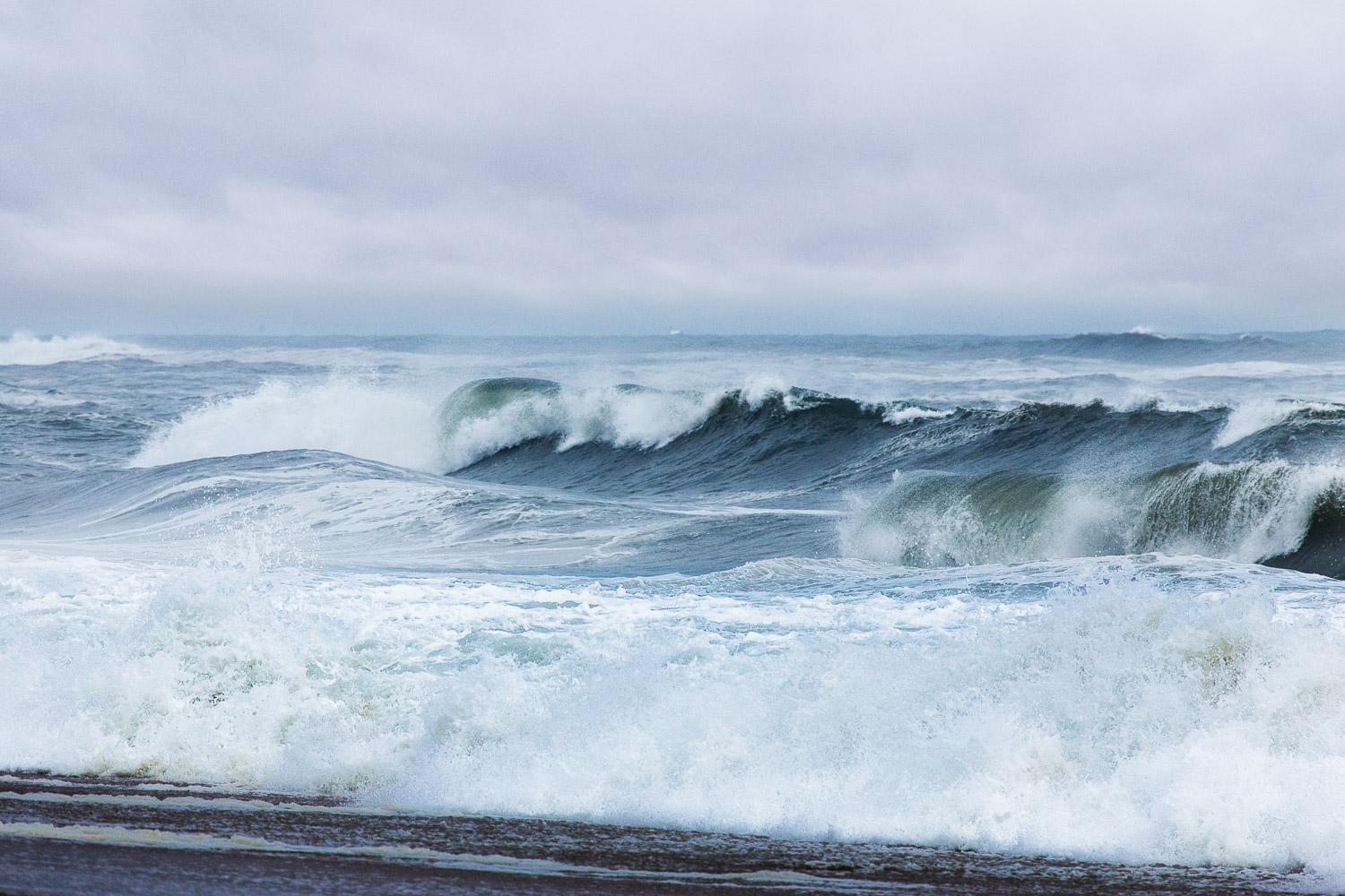  Heavy storm surf 