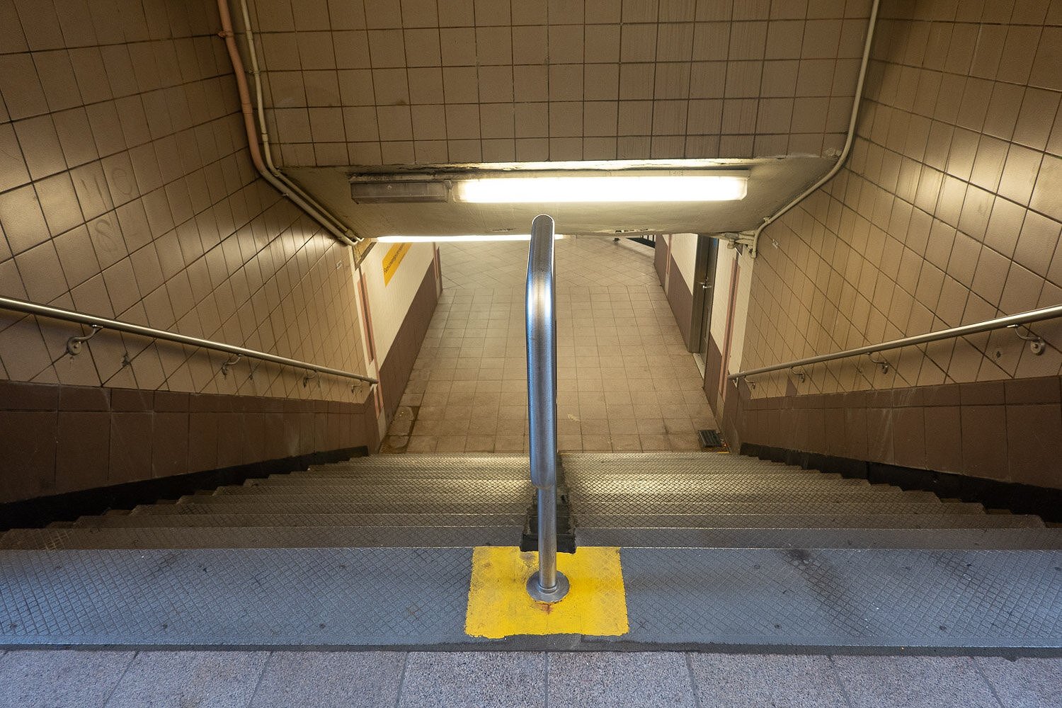 Steps to the subway, pandemic