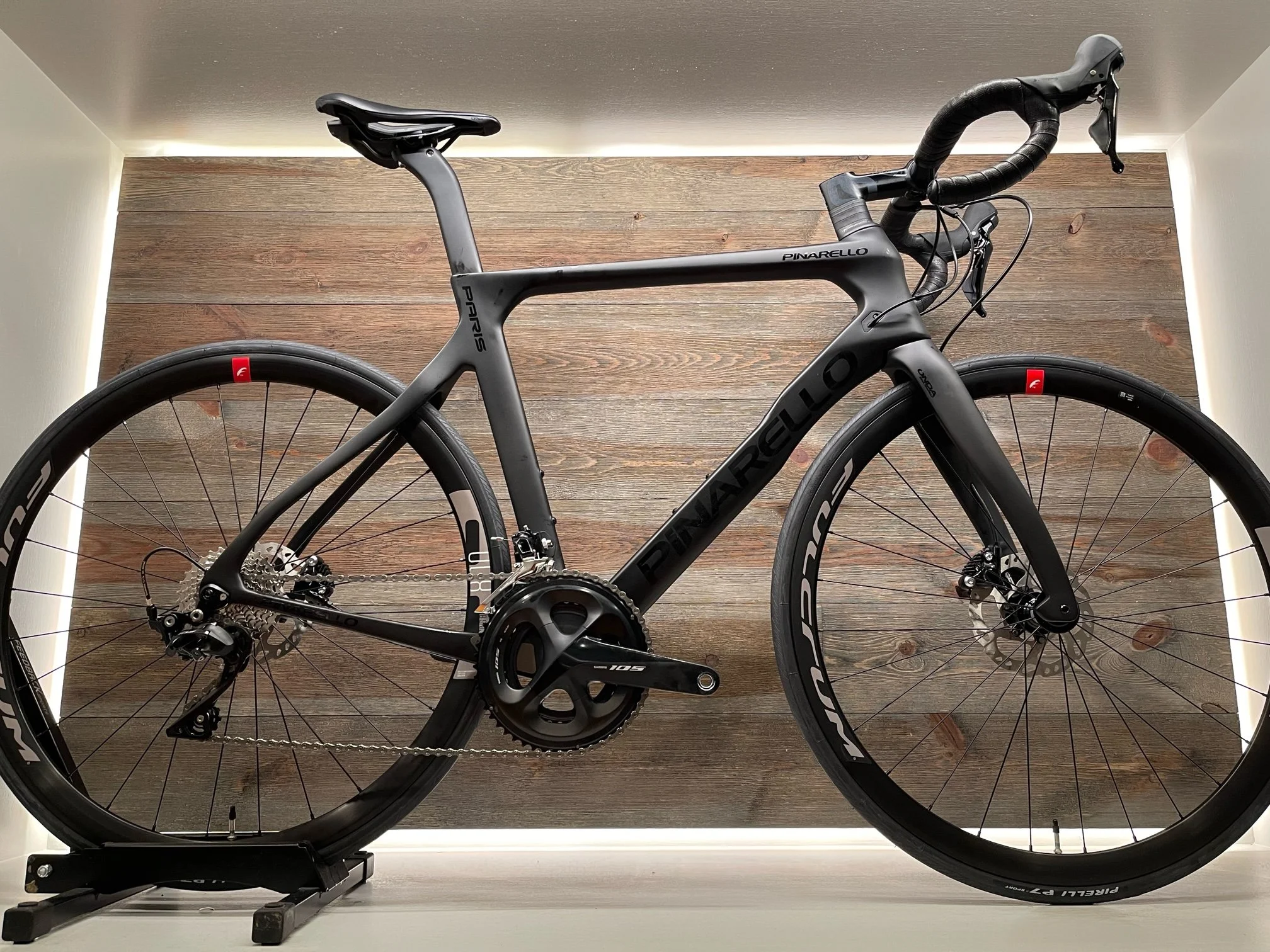 54.5/56cm Pinarello Paris Shimano 105 