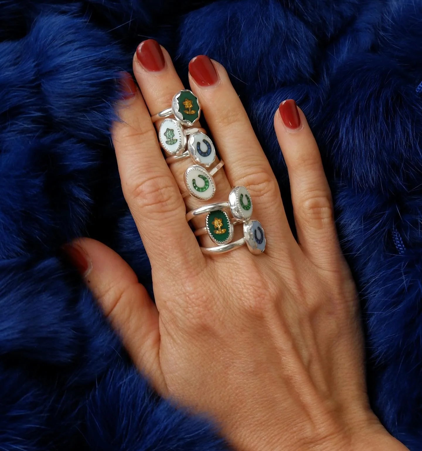 Just restocked a few more of the lucky charm rings and 4 more bone domino pendants online. This will likely be the last restock of these before the holidays! All handmade and set in sterling silver. Rings are sizes 5-11 ❤️ link in profile