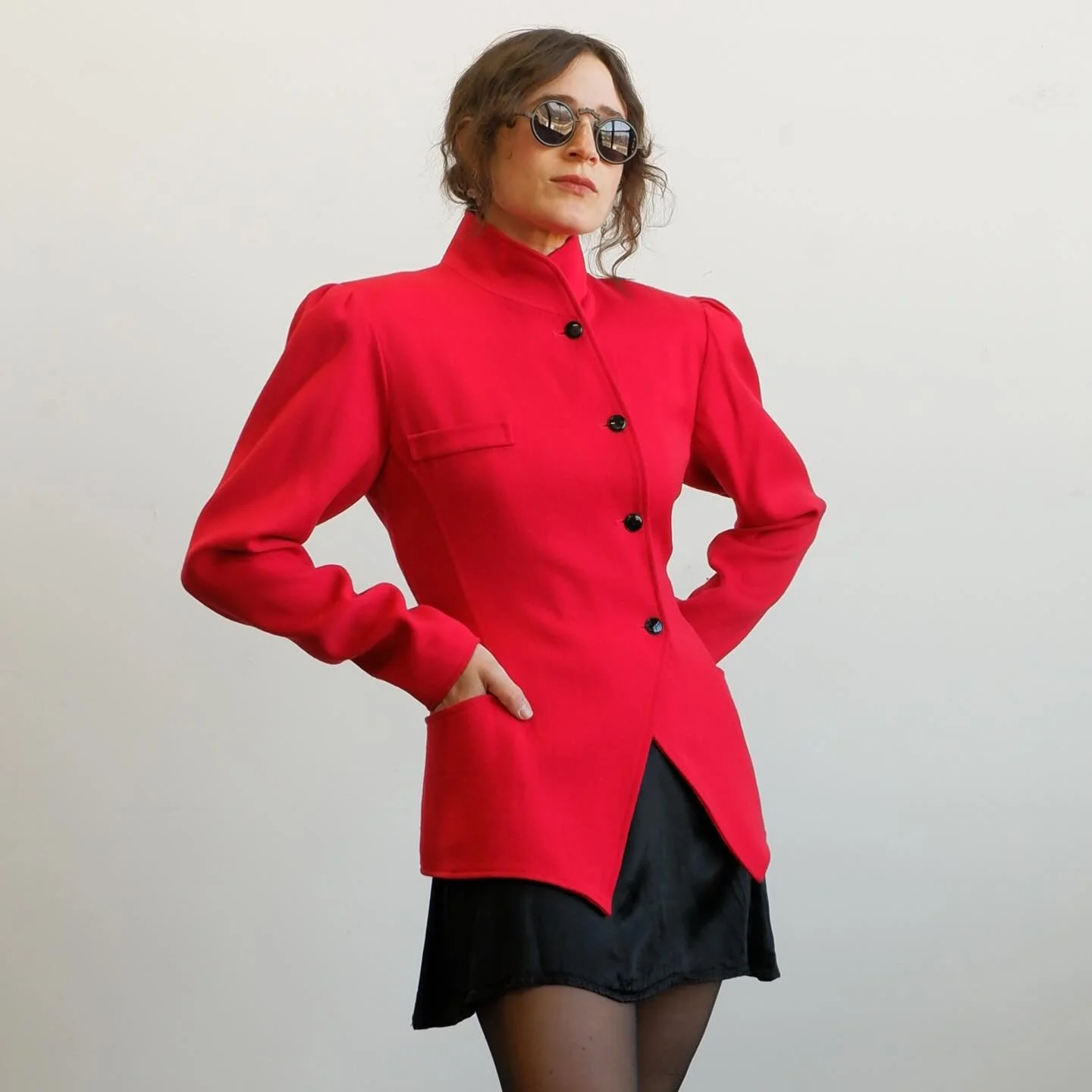 Fire Engine red🧯 Ungaro blazer with a killer cut  freshly listed