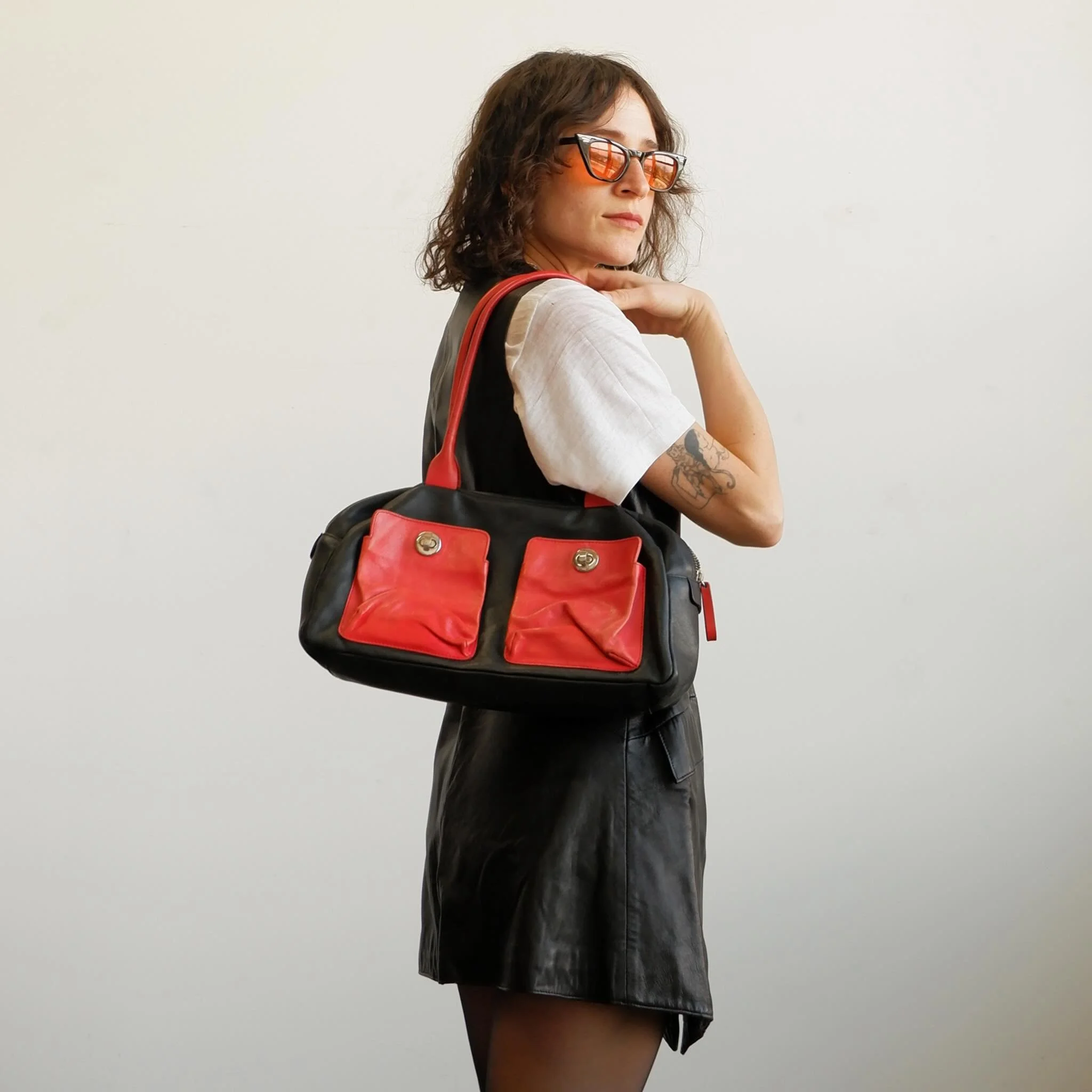 Great two-tone soft leather Peter Kent bag &bull; online