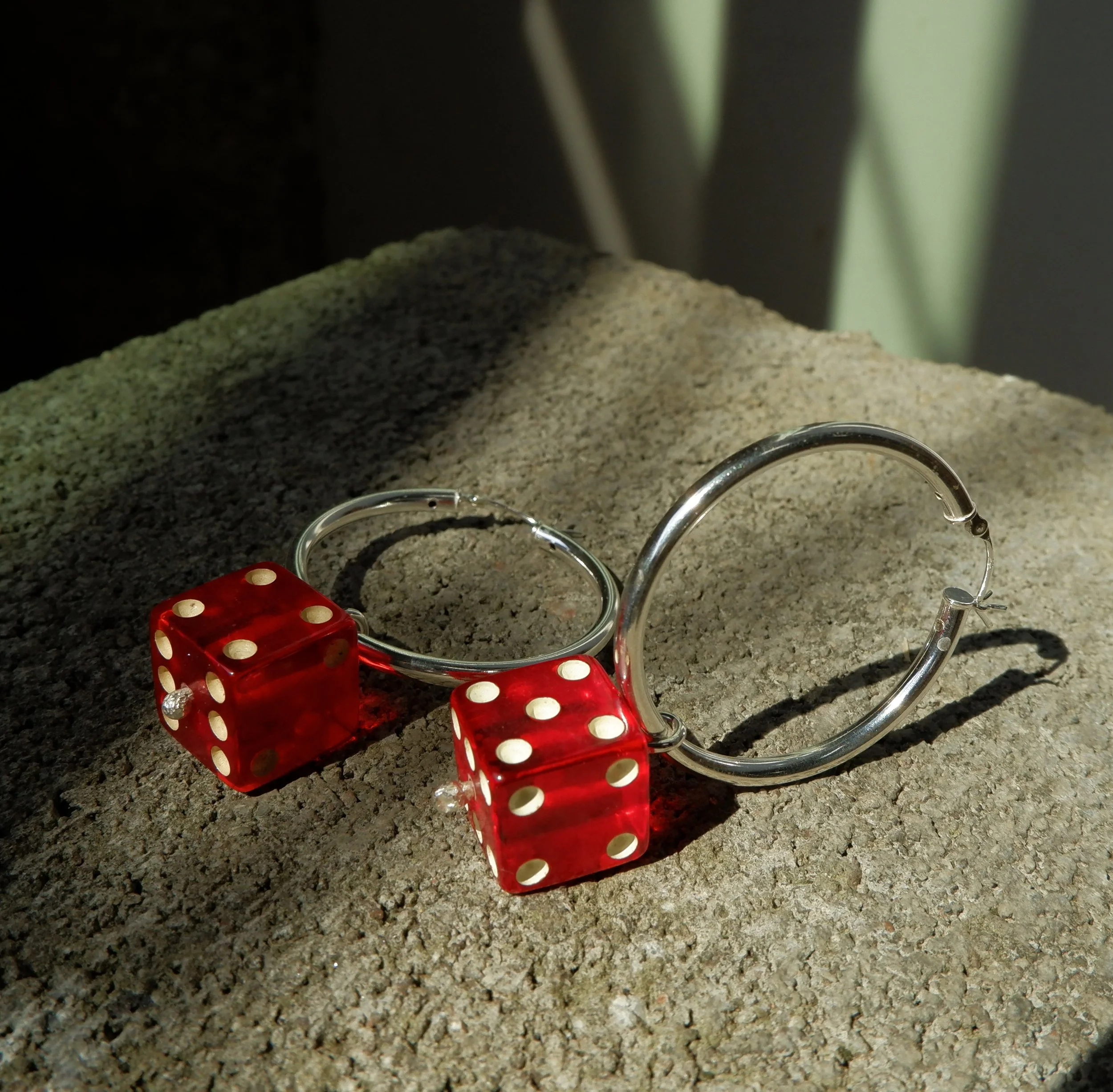 Dice Hoops