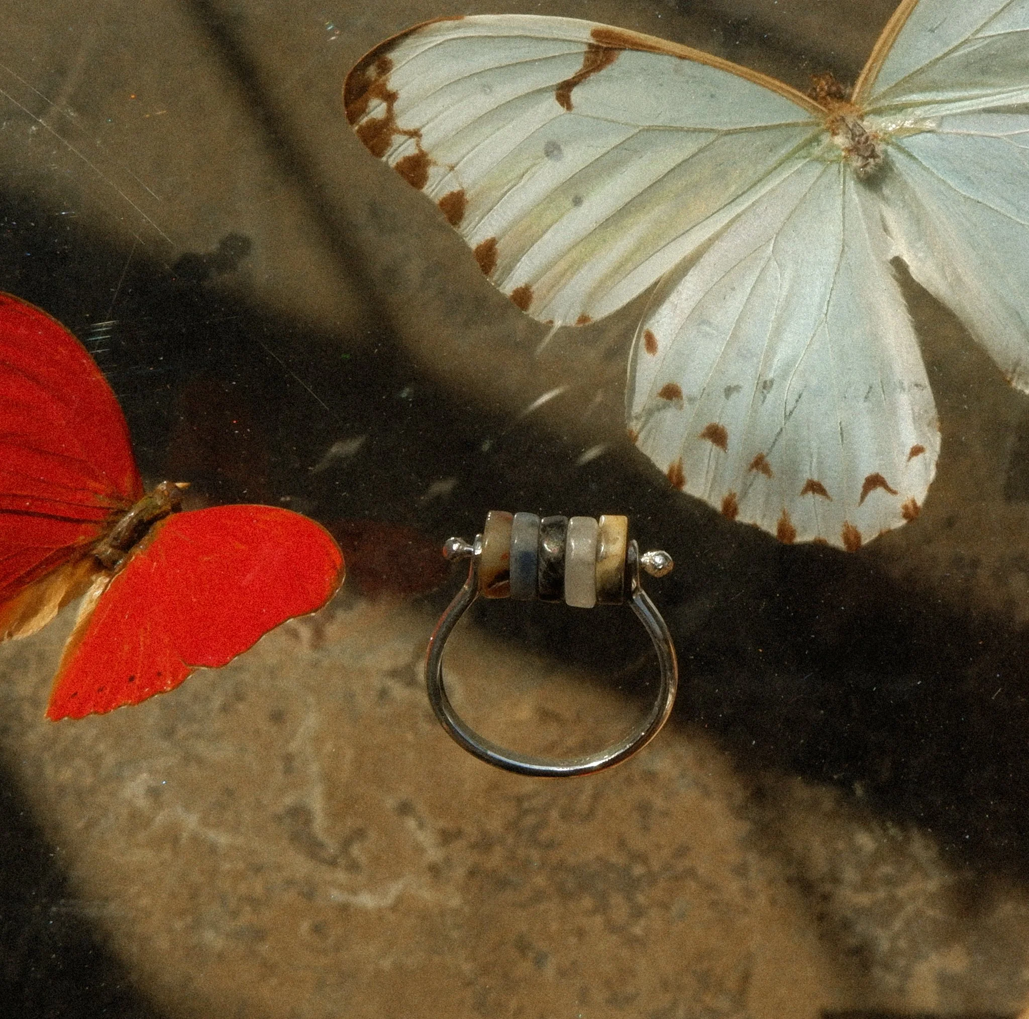 Revolving Stone Ring - size 8