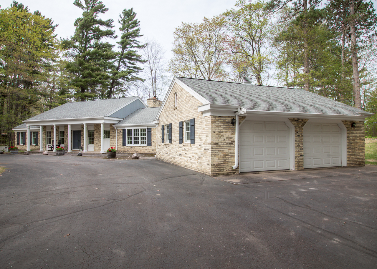 2 Car Garage