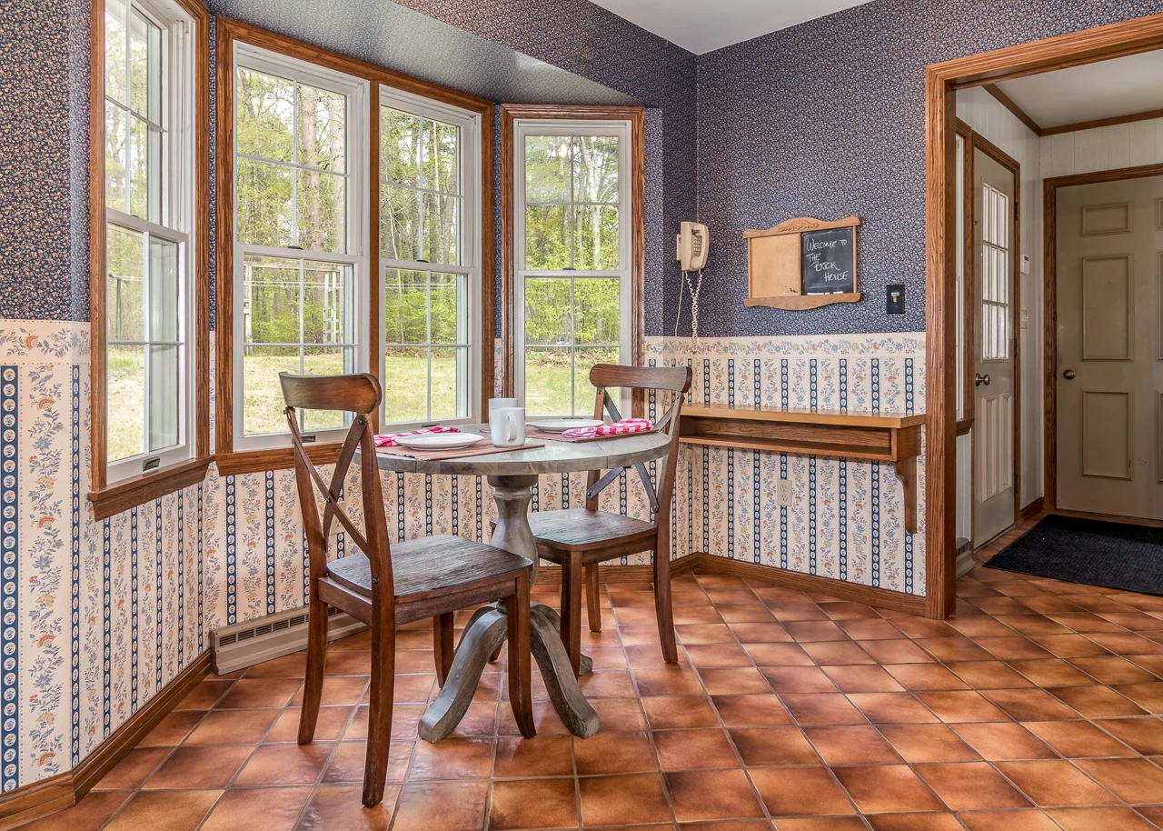 Vacation Rental Home The Brick House — Alderwood Resort