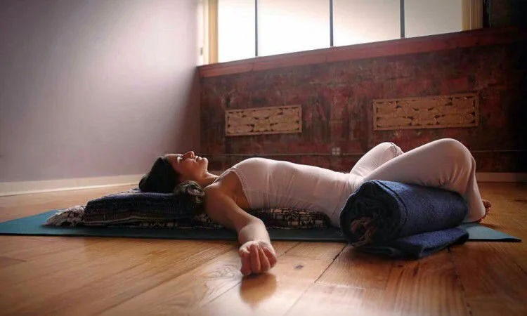10-Reasons-To-Practice-Restorative-Yoga.jpg=w768.jpeg